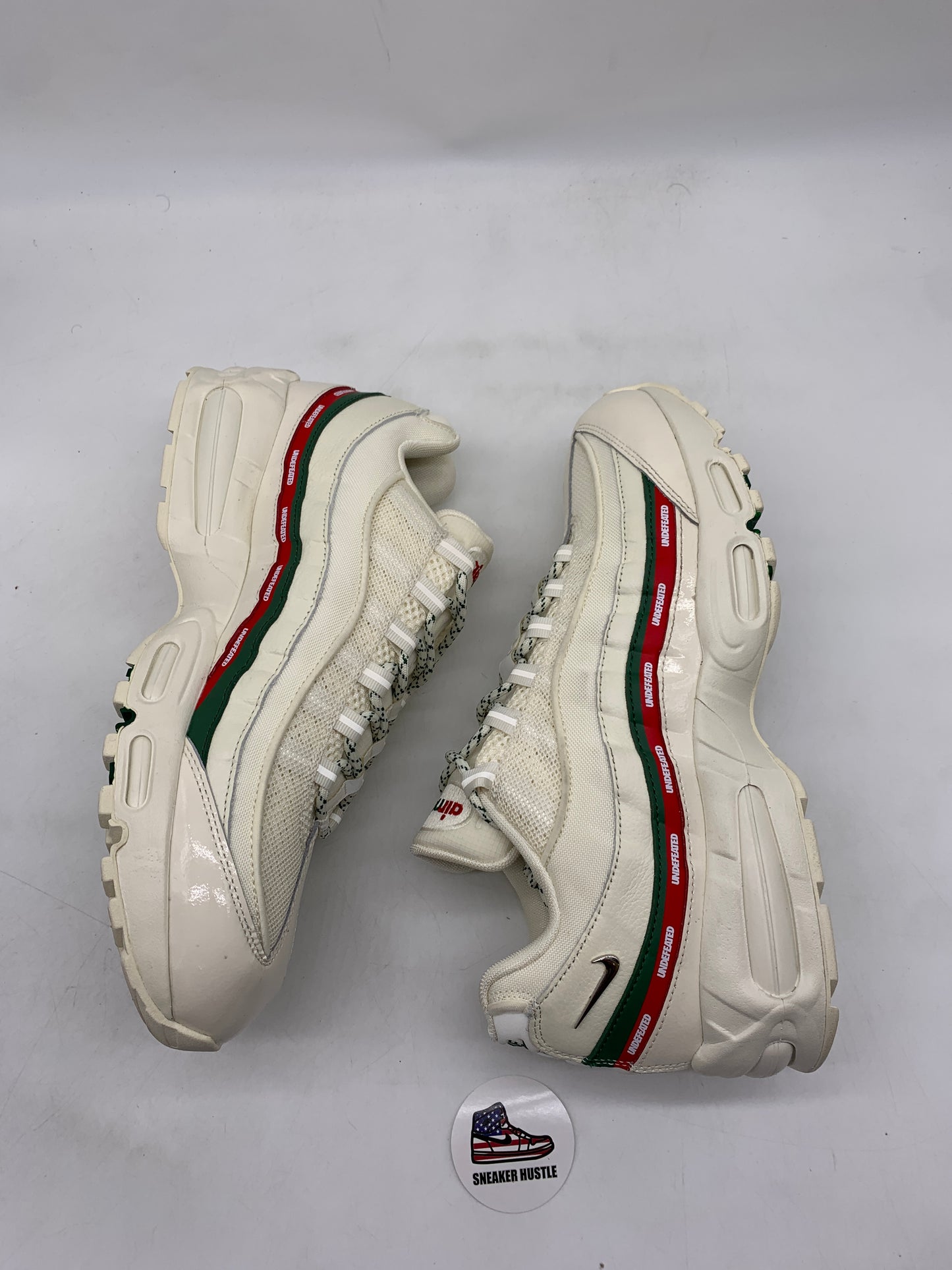 Nike Air Max 95 SP Undefeated Sail