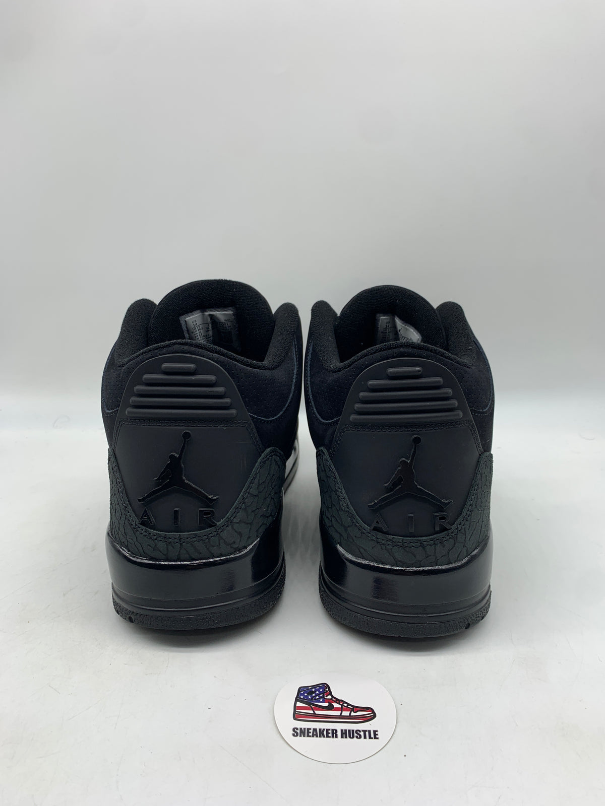 Jordan 3 Retro Black Cat (2025)