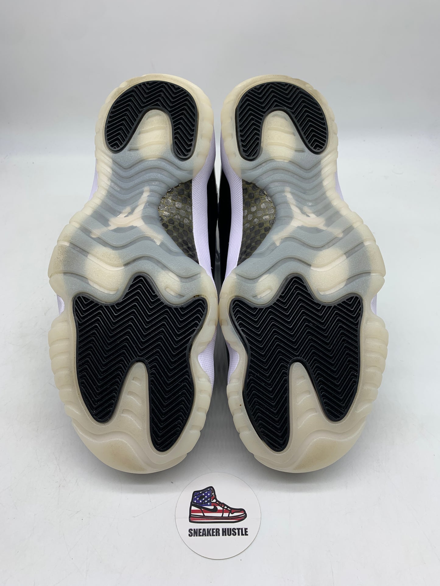 Jordan 11 Retro DMP Gratitude (2023)