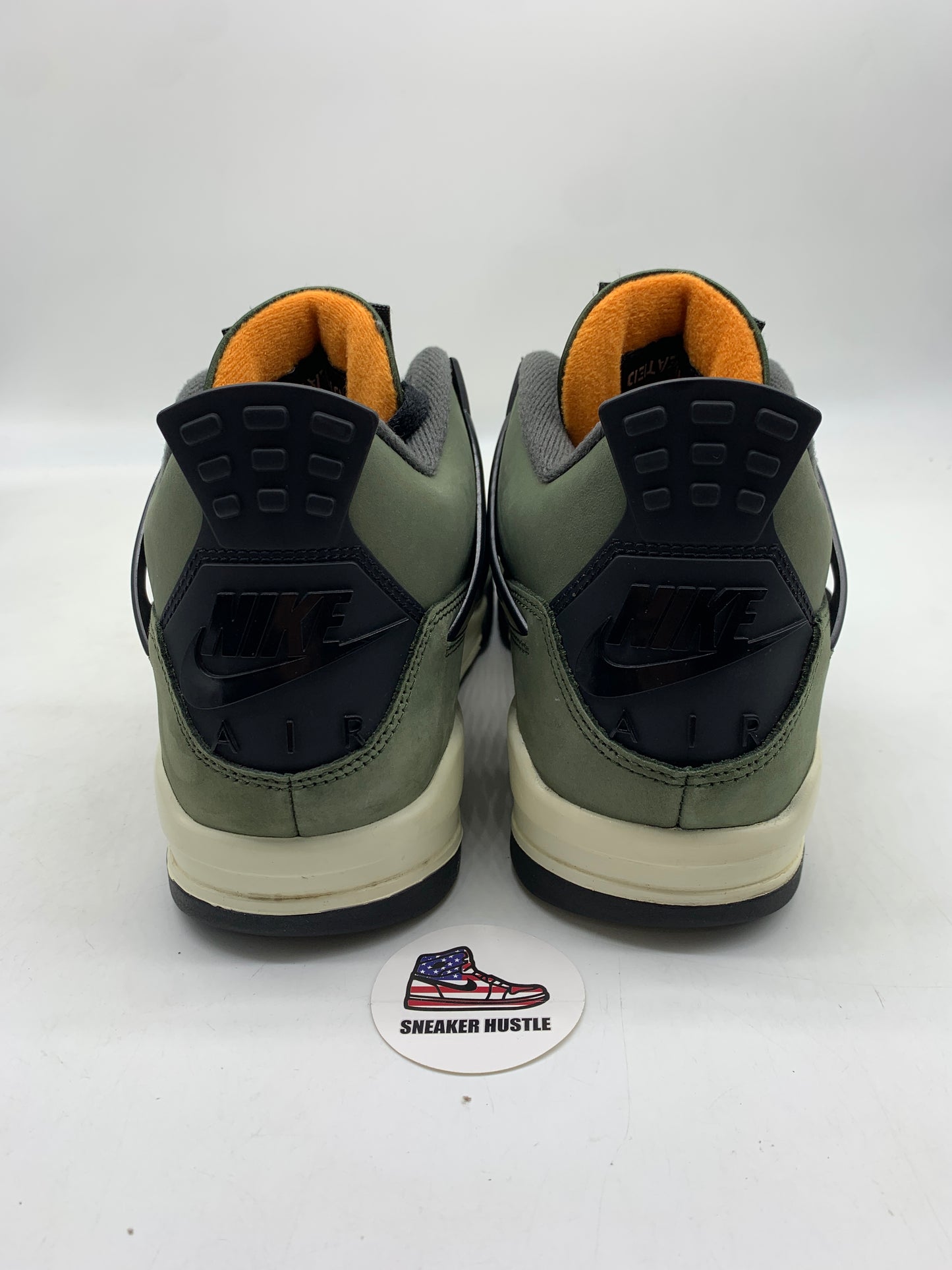 Jordan 4 Retro OG SP Undefeated (2025)