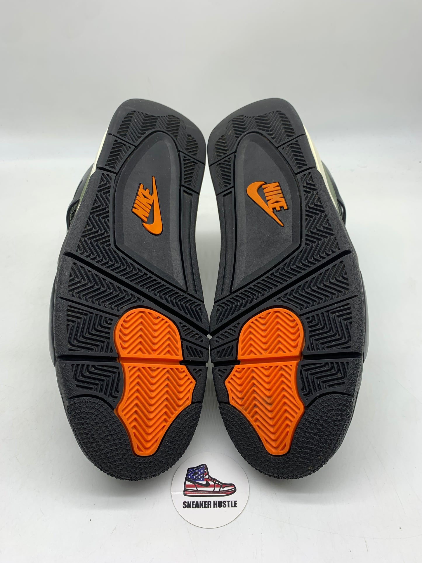 Jordan 4 Retro OG SP Undefeated (2025)