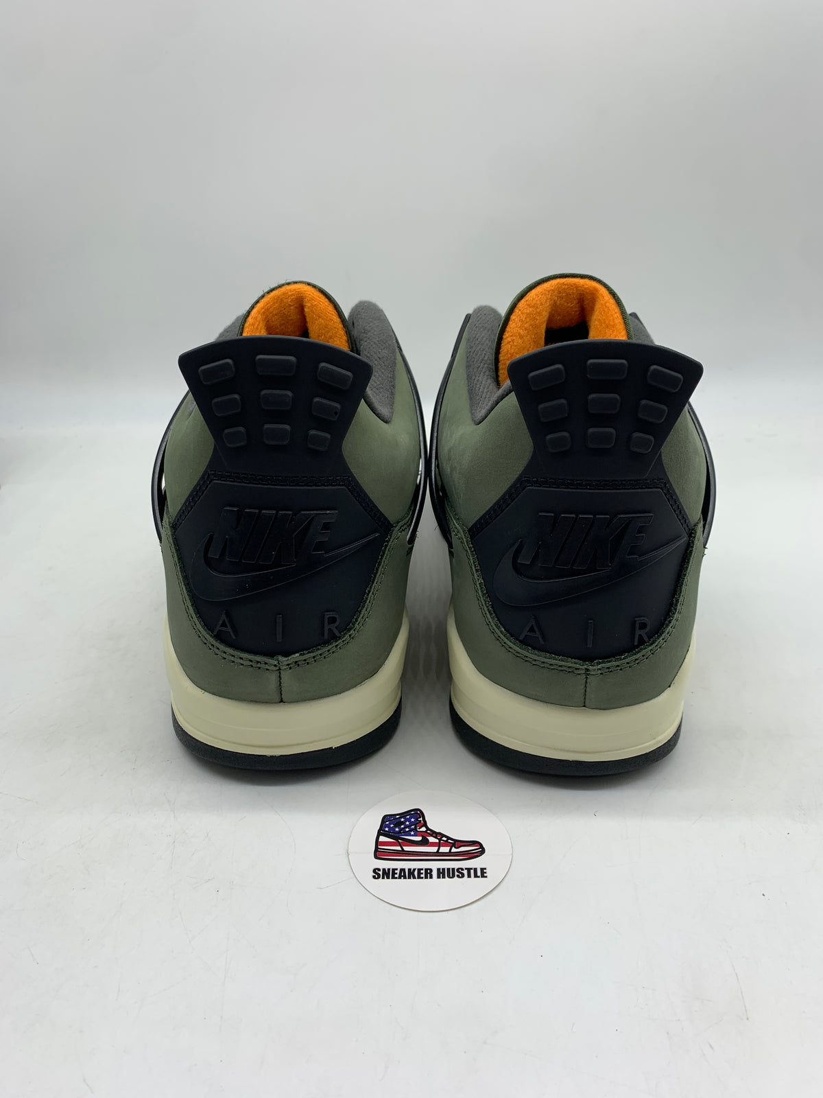 Jordan 4 Retro OG SP Undefeated (2025)