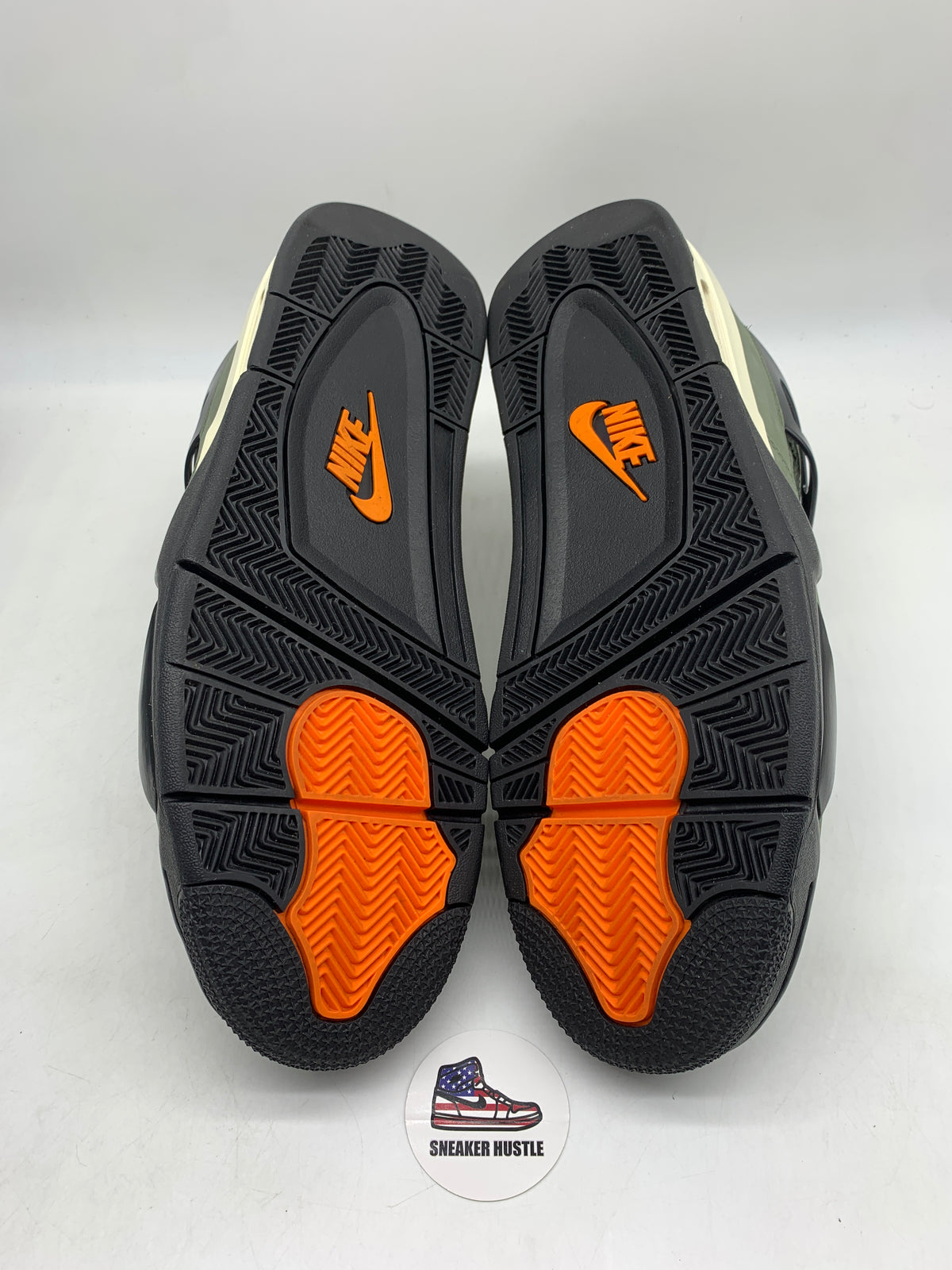 Jordan 4 Retro OG SP Undefeated (2025)