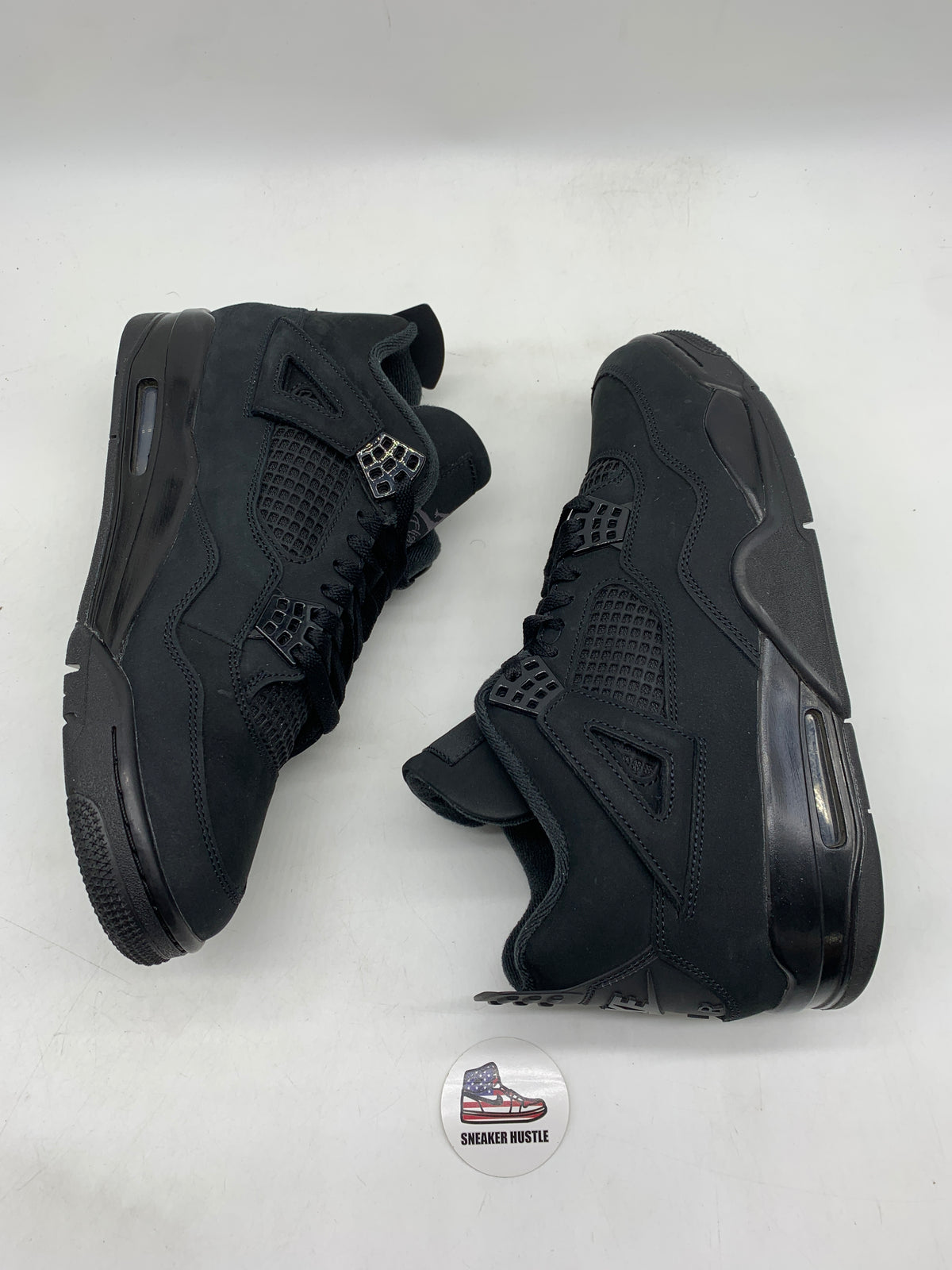 Jordan 4 Retro Black Cat (2025)