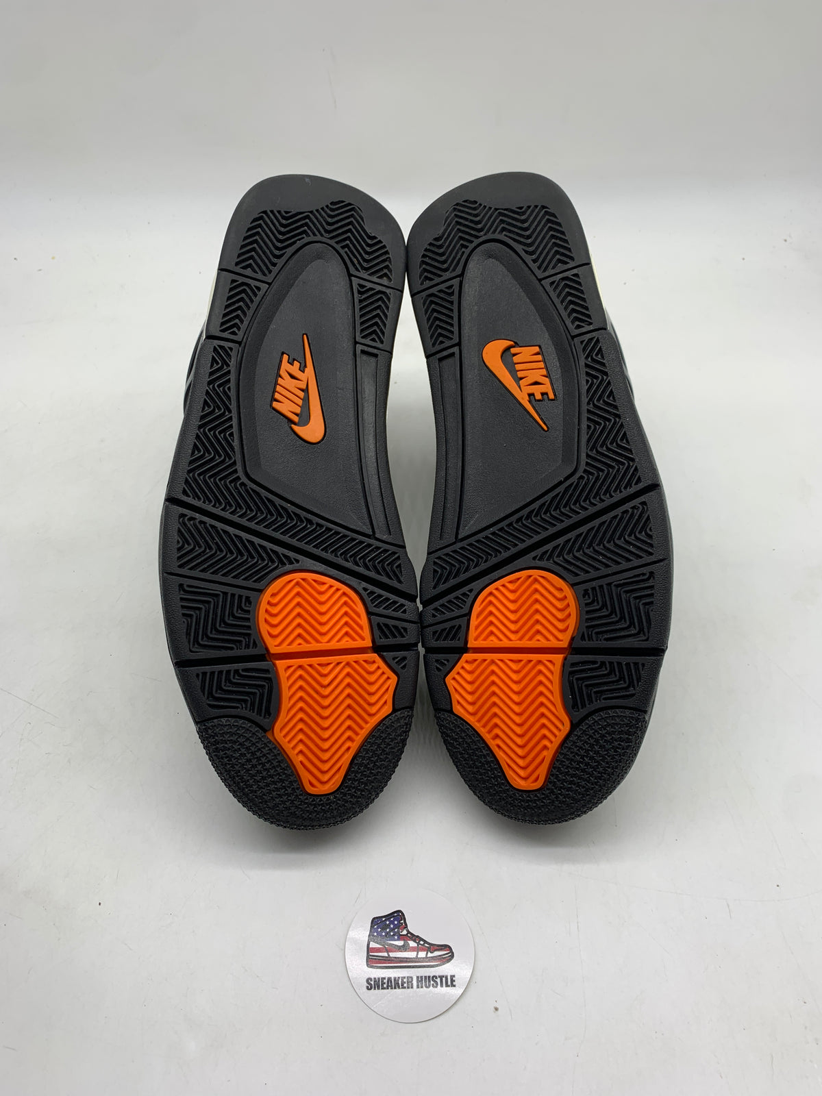 Jordan 4 Retro OG SP Undefeated (2025)