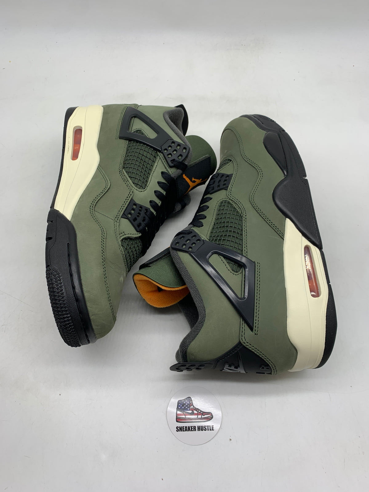 Jordan 4 Retro OG SP Undefeated (2025)