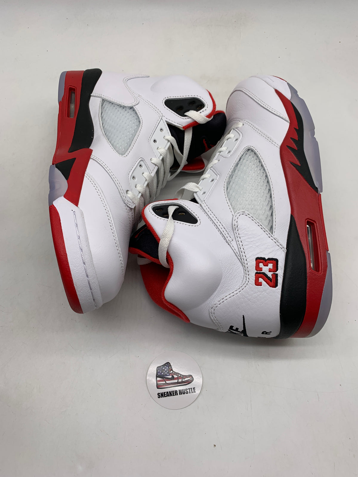 Jordan 5 Retro Fire Red Black Tongue (2025)