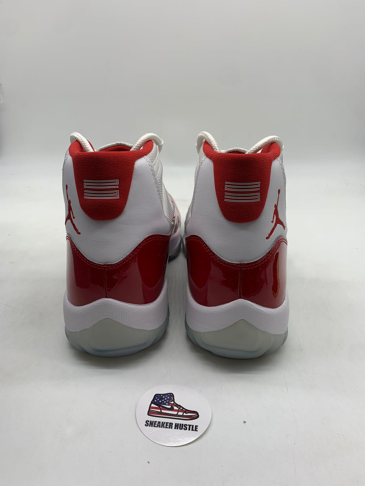 Jordan 11 Retro Cherry (2022)