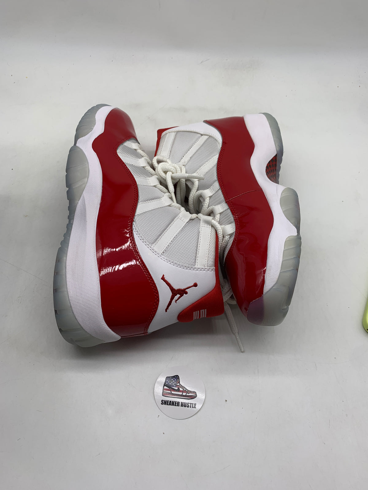 Jordan 11 Retro Cherry (2022)