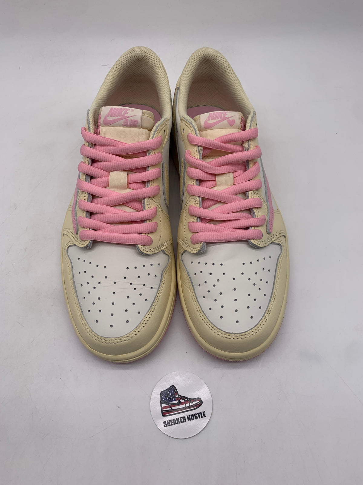 Jordan 1 Retro Low OG SP Travis Scott Shy Pink