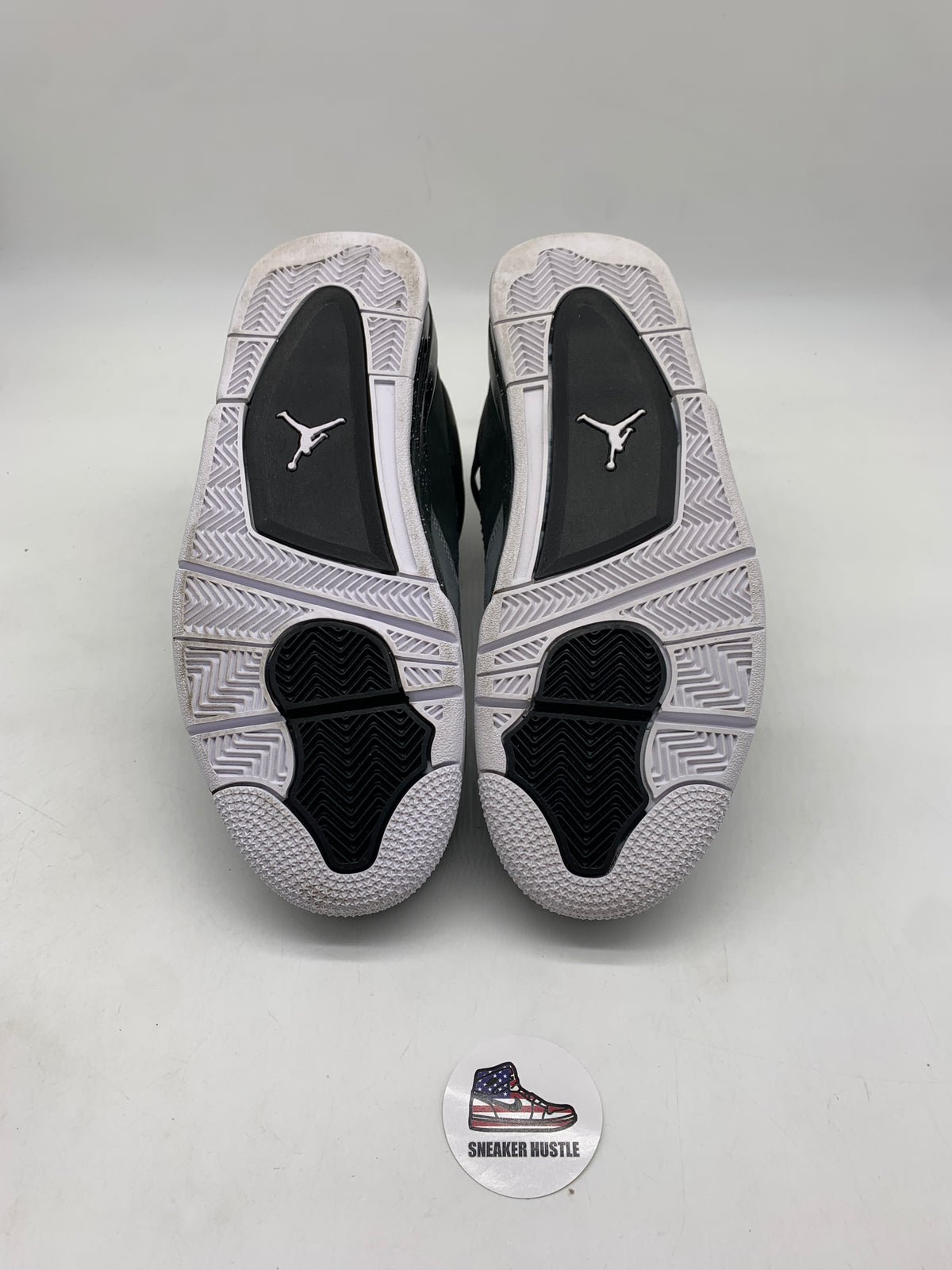 Jordan 4 Retro Fear (2024)