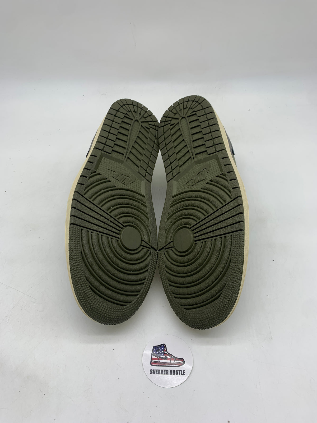 Jordan 1 Retro Low OG SP Travis Scott Medium Olive
