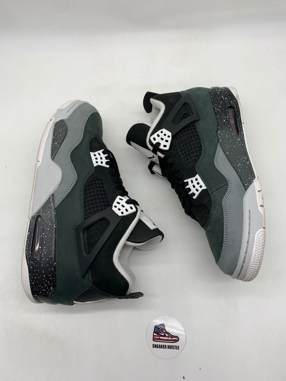 Jordan 4 Retro Fear (2024)