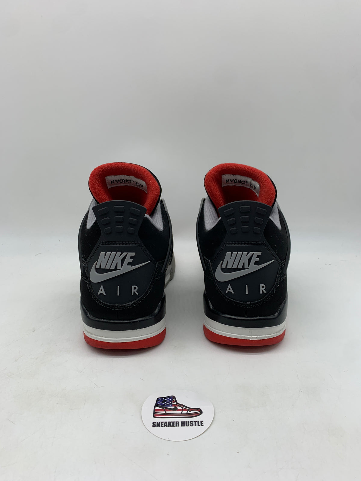 Jordan 4 Retro Bred (2019)