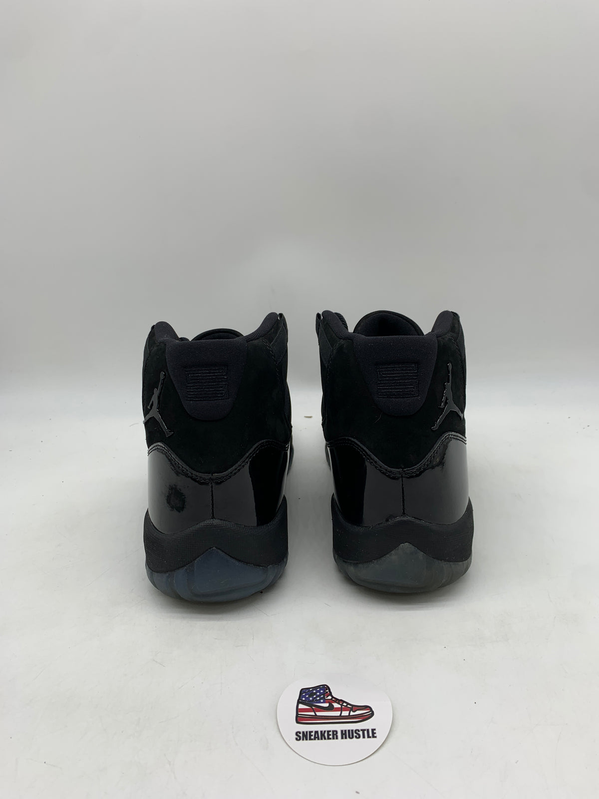 Jordan 11 Retro Cap and Gown