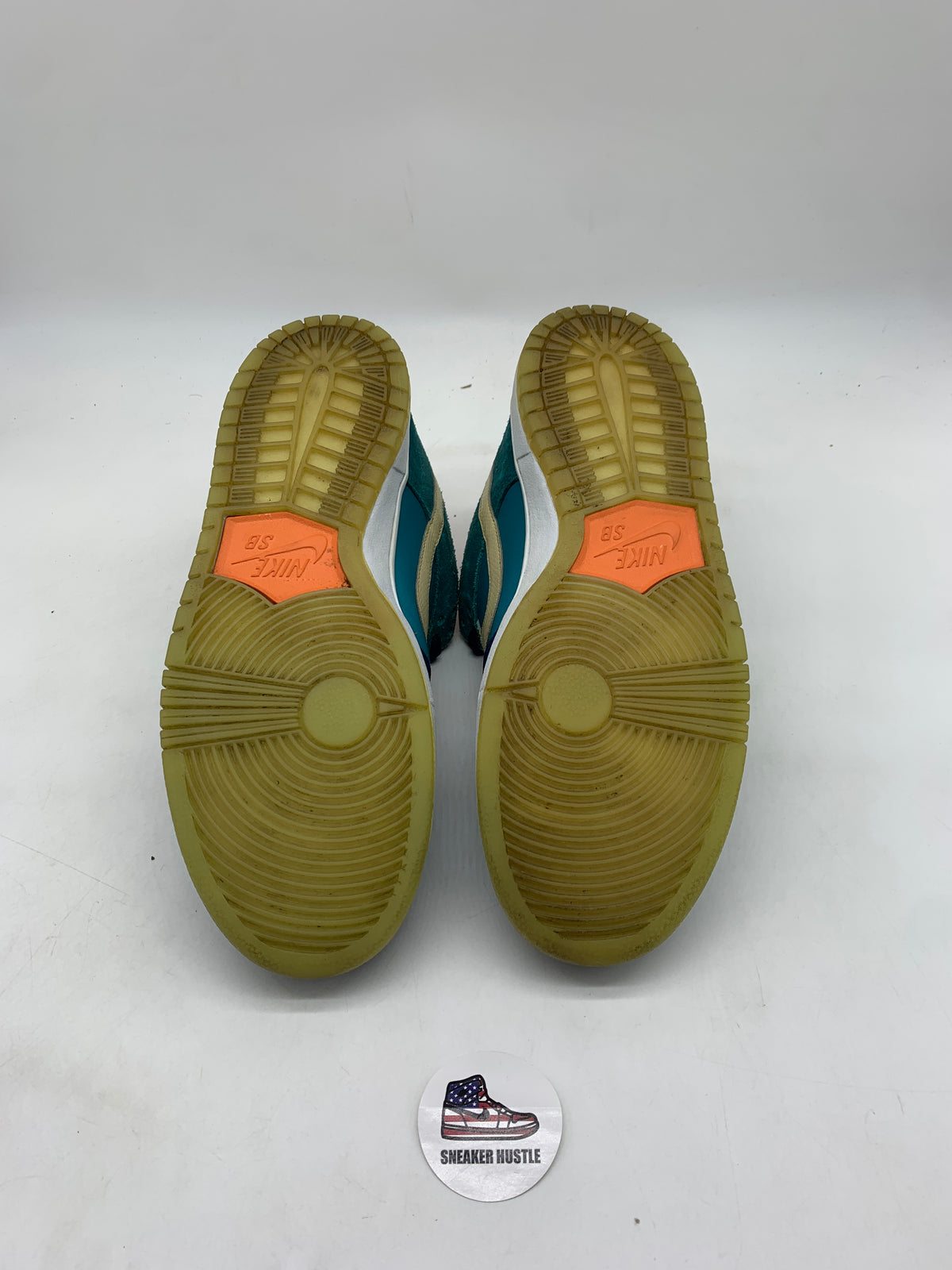 Nike SB Dunk Low MIA Skate Shop