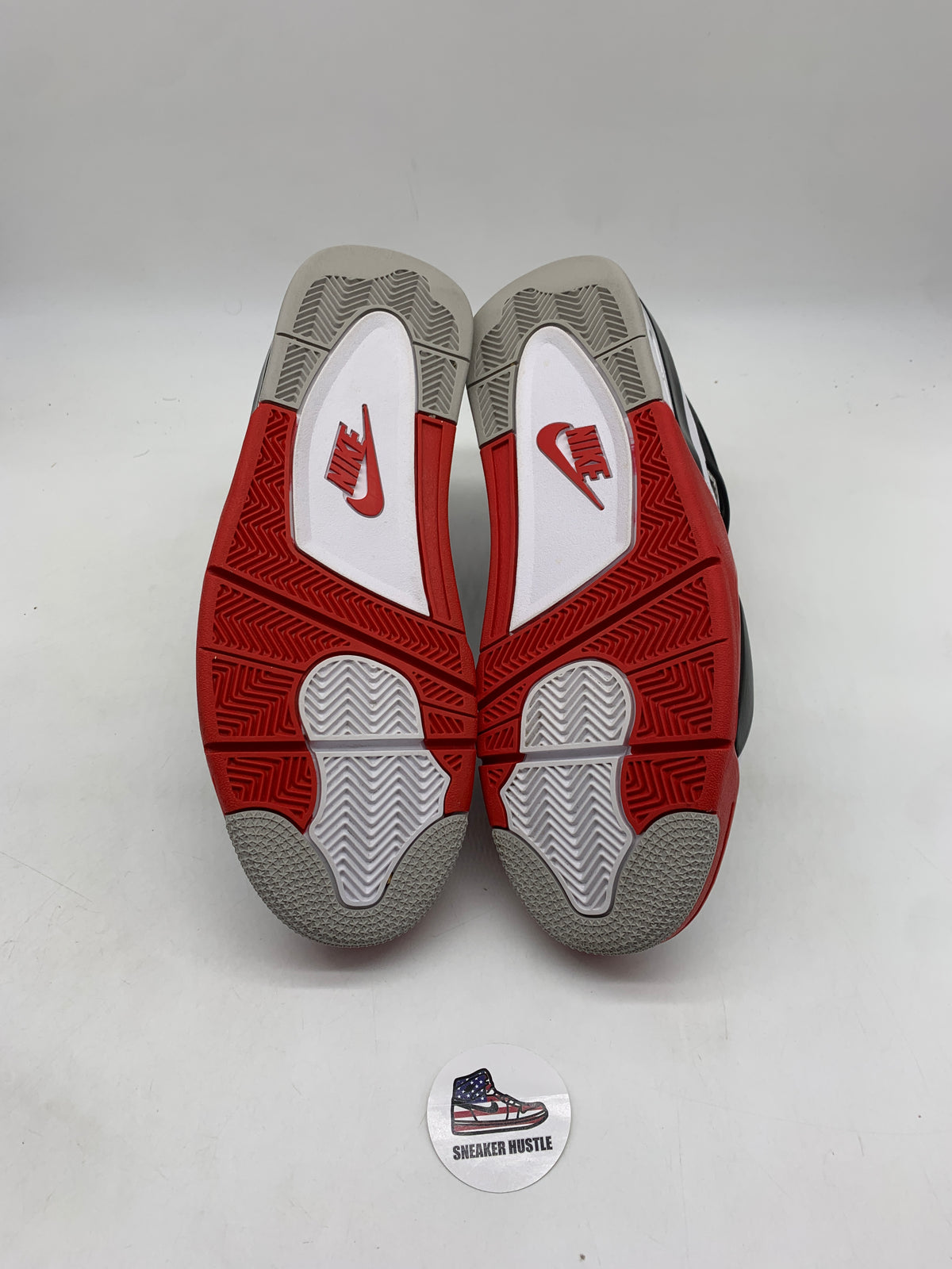 Jordan 4 Retro Fire Red (2020)