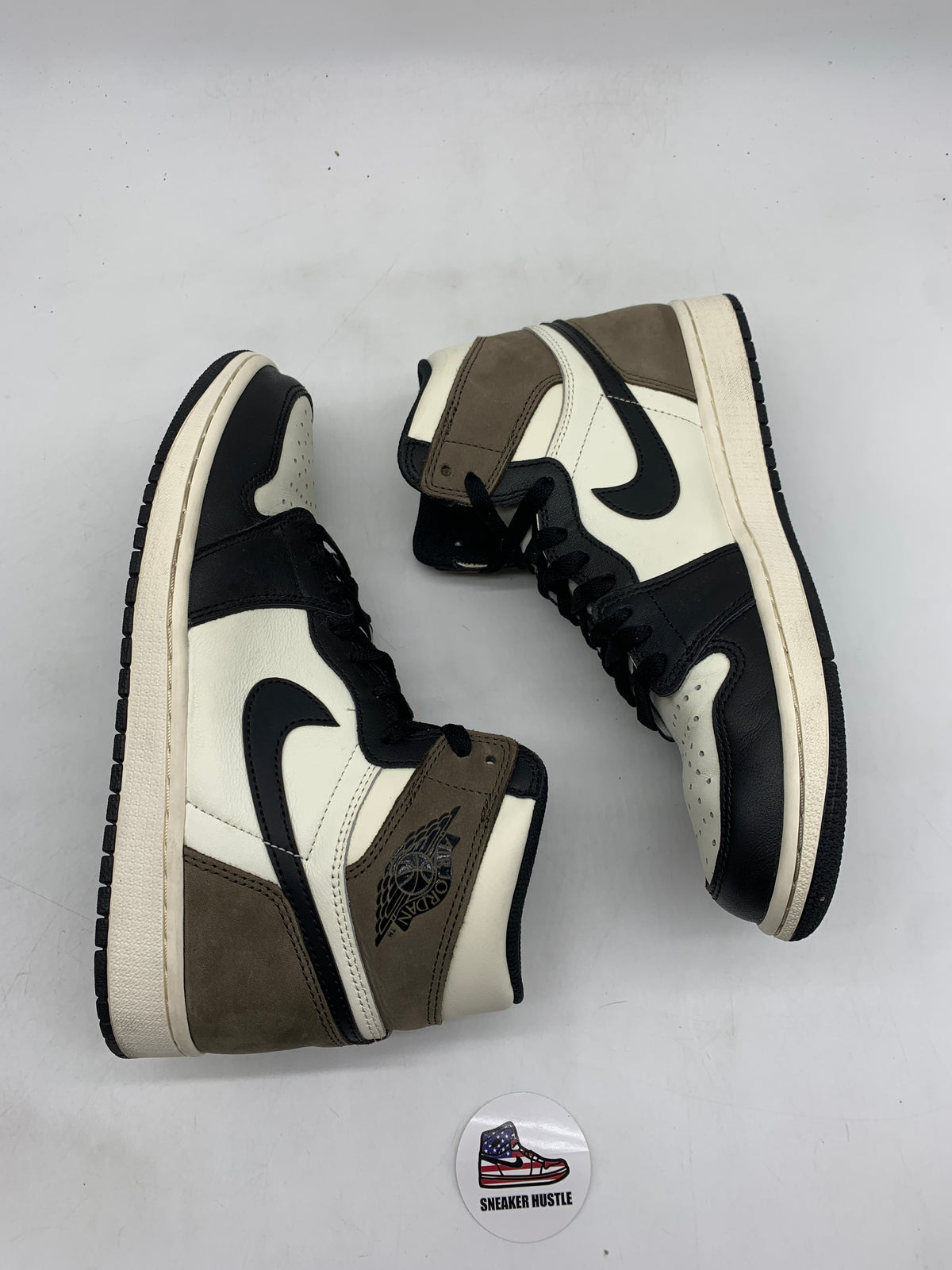 Jordan 1 Retro High Dark Mocha