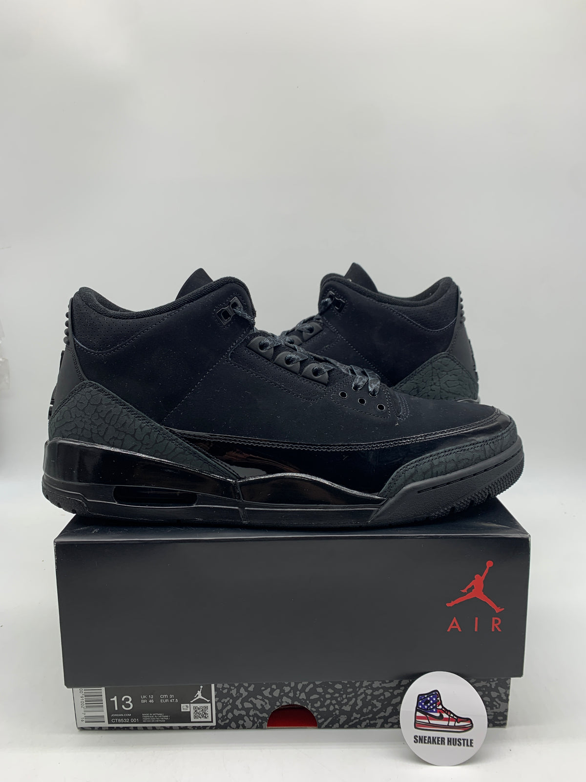 Jordan 3 Retro Black Cat (2025)