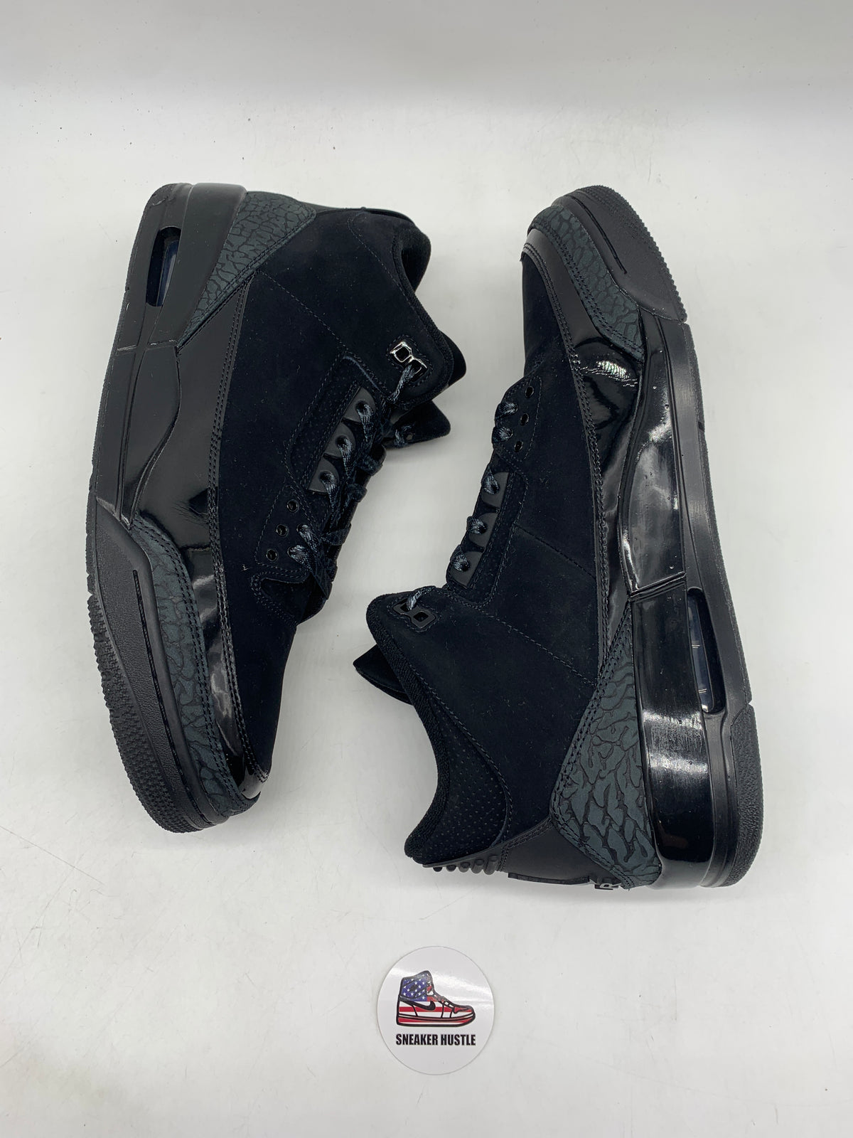 Jordan 3 Retro Black Cat (2025)