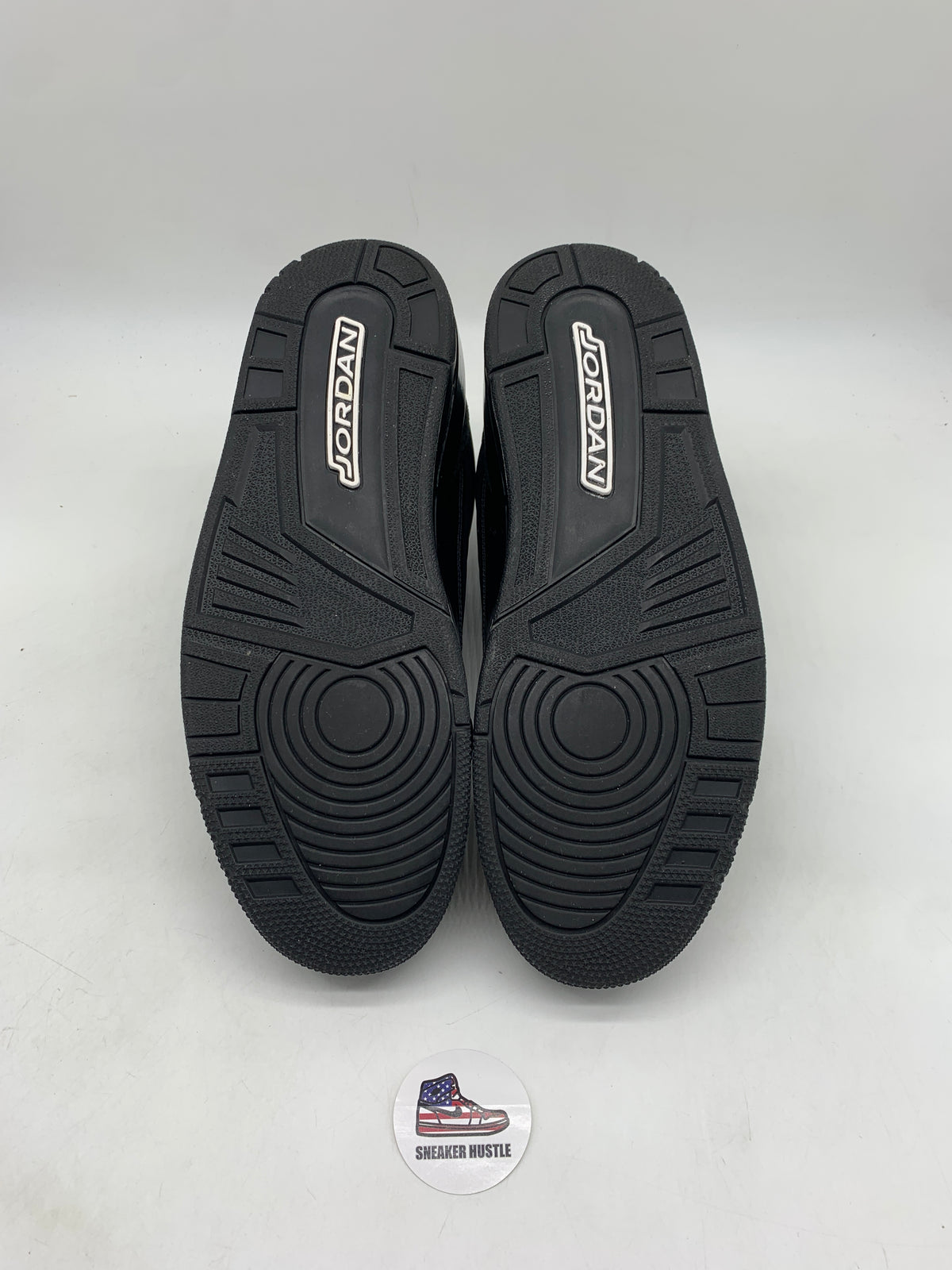 Jordan 3 Retro Black Cat (2025)