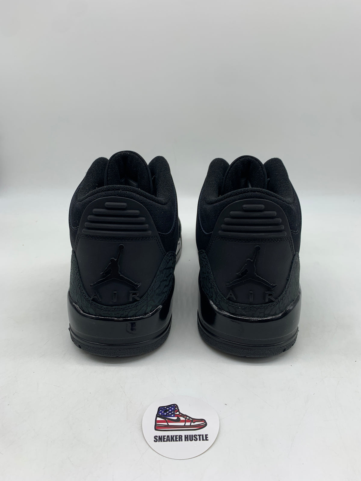Jordan 3 Retro Black Cat (2025)