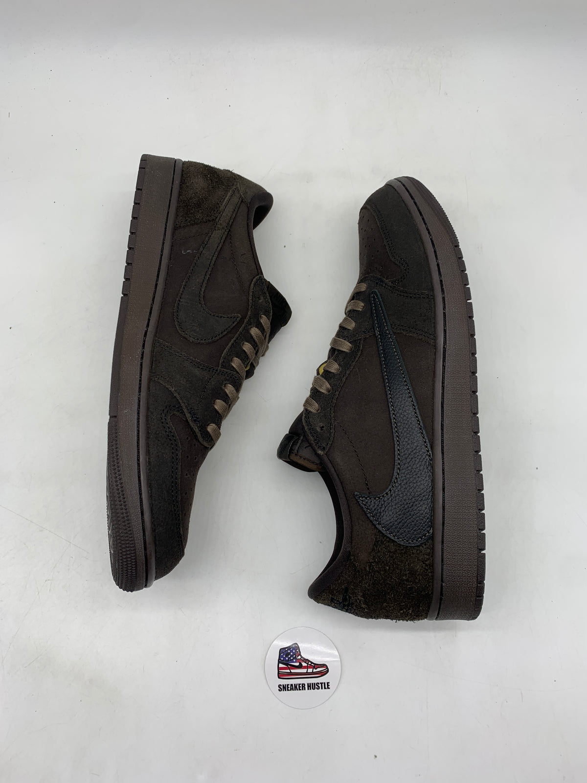 Jordan 1 Retro Low OG SP Travis Scott Velvet Brown