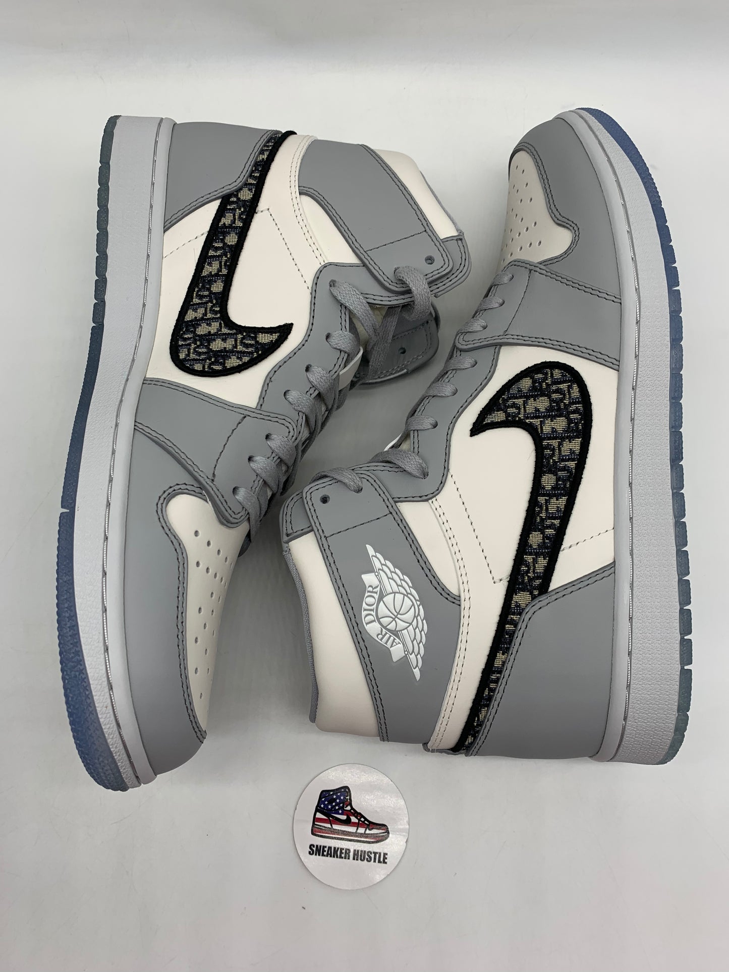 Jordan 1 Retro High Dior