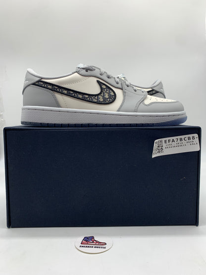Jordan 1 Retro Low Dior