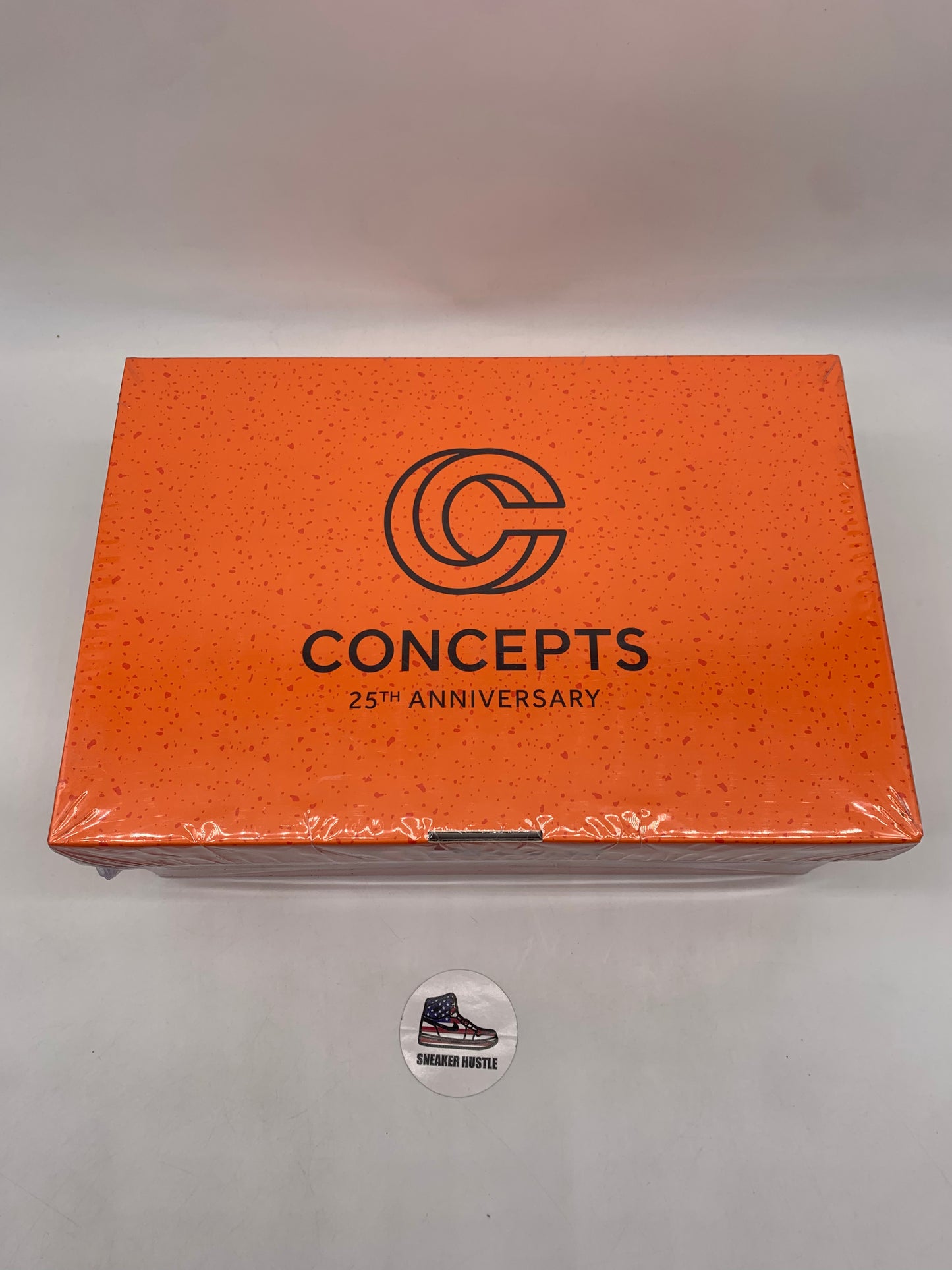 Nike SB Dunk Low Concepts Orange Lobster (Special Box)