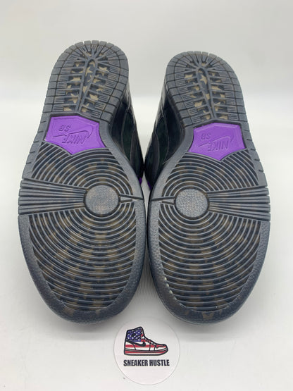 Nike SB Dunk Low Familia First Avenue