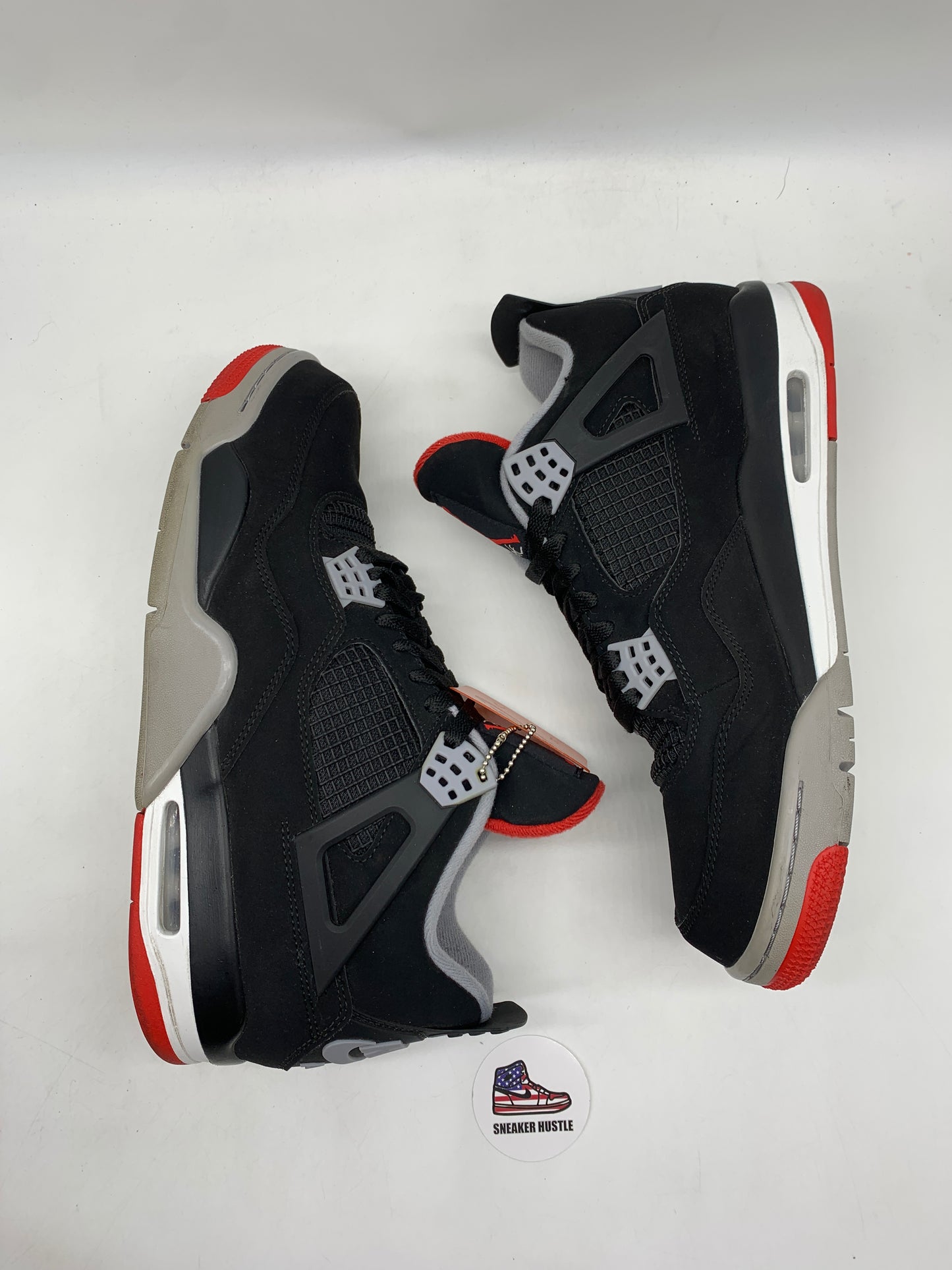 Jordan 4 Retro Bred (2019)
