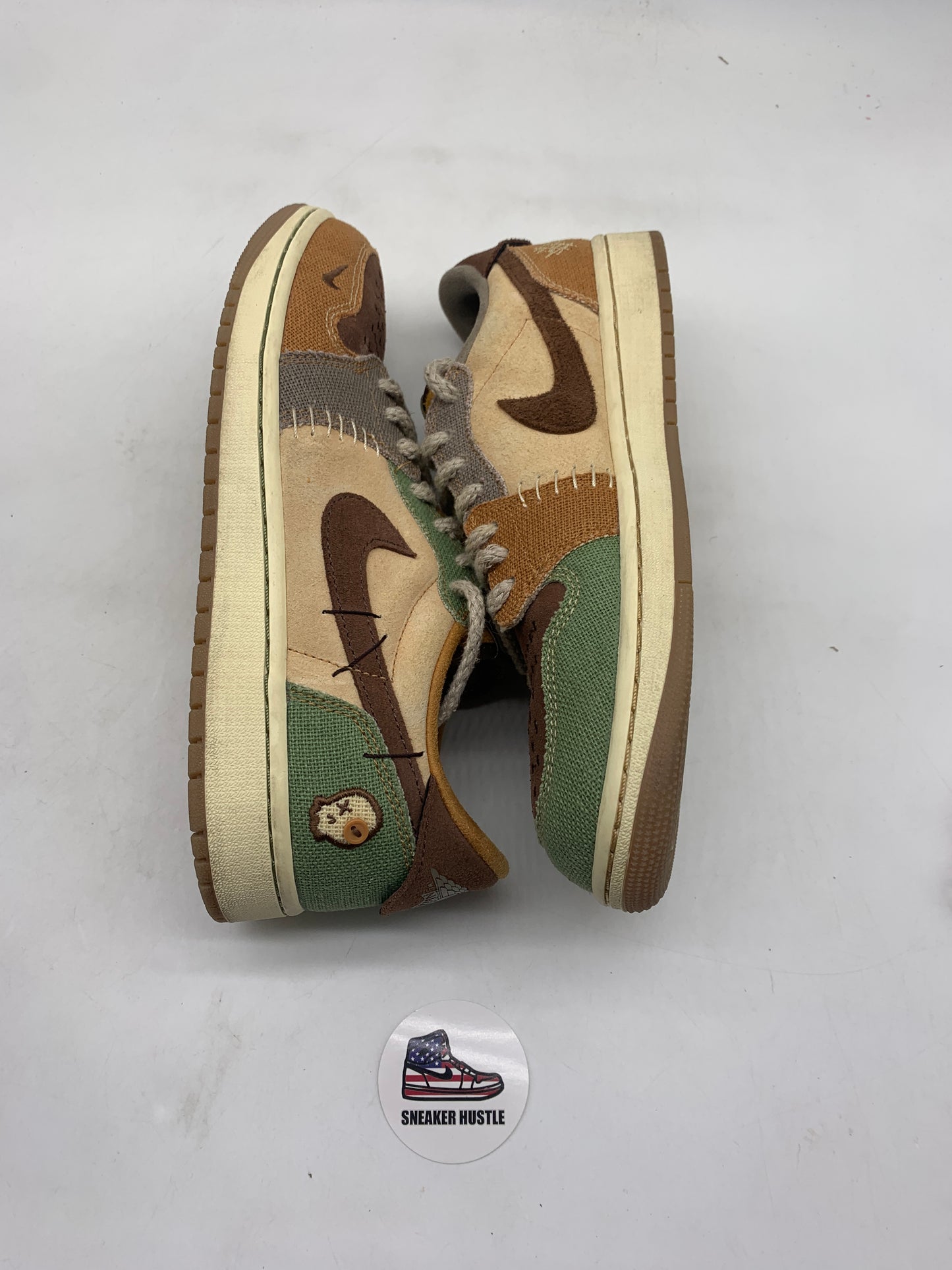 Jordan 1 Retro Low OG Zion Williamson Voodoo