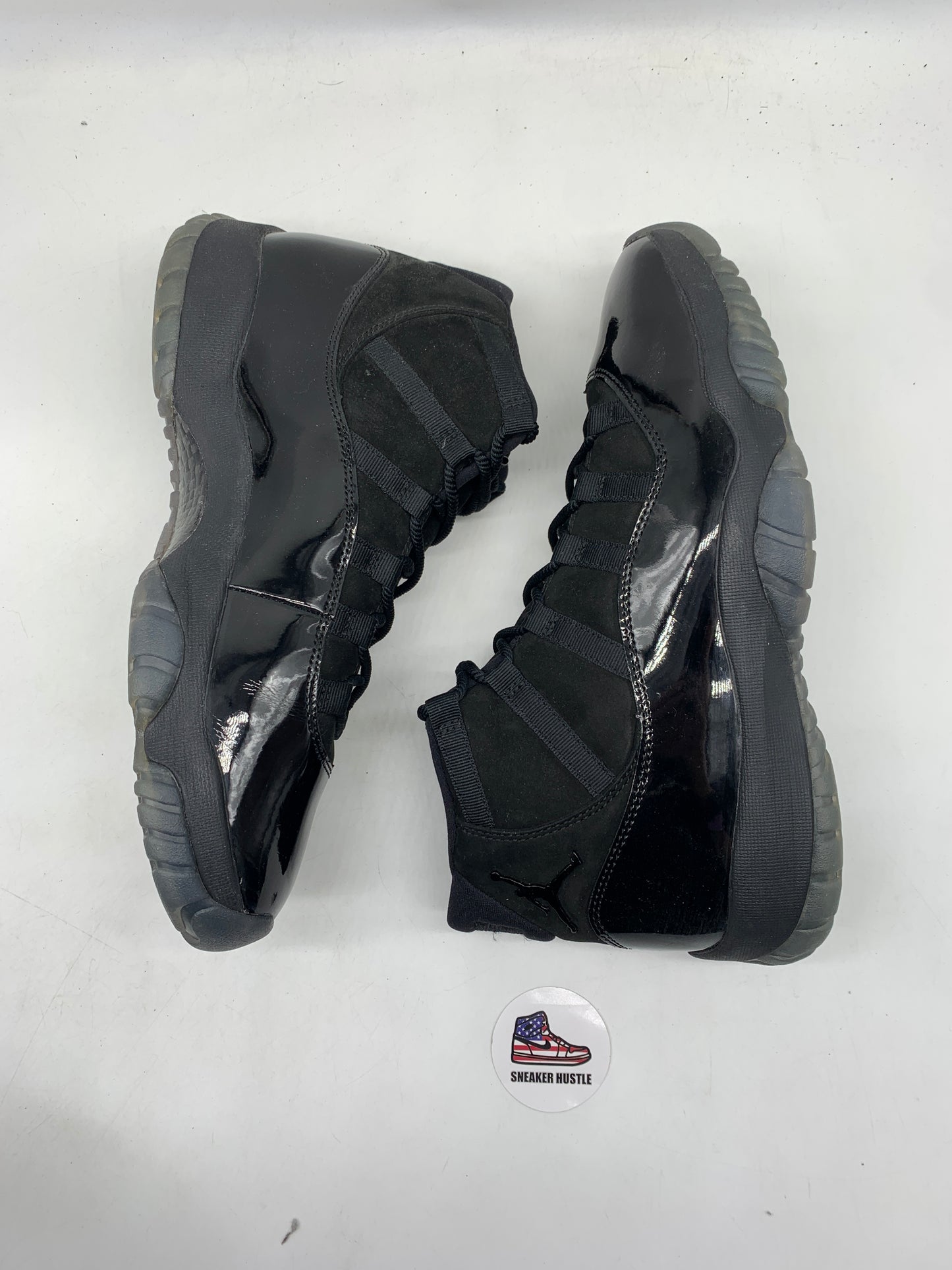 Jordan 11 Retro Cap and Gown