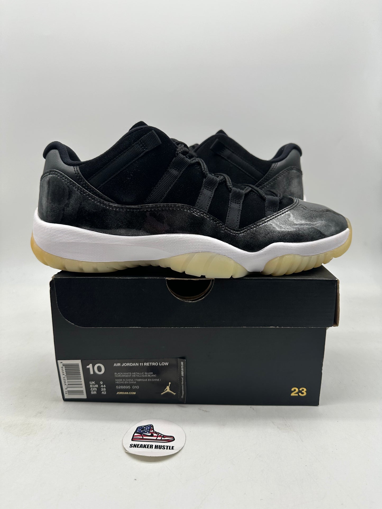 Jordan 11 Retro Low Barons