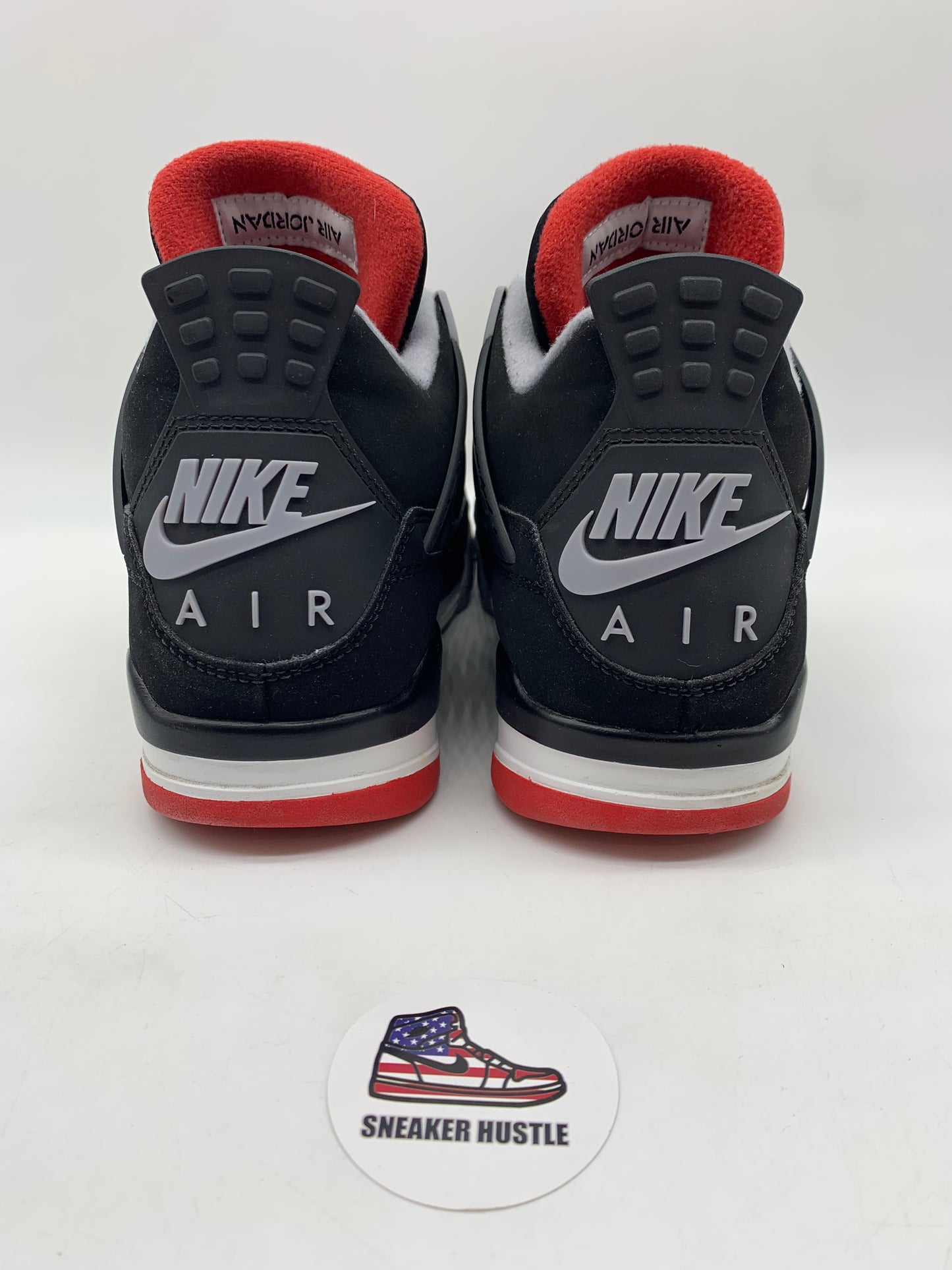 Jordan 4 Retro Bred (2019)