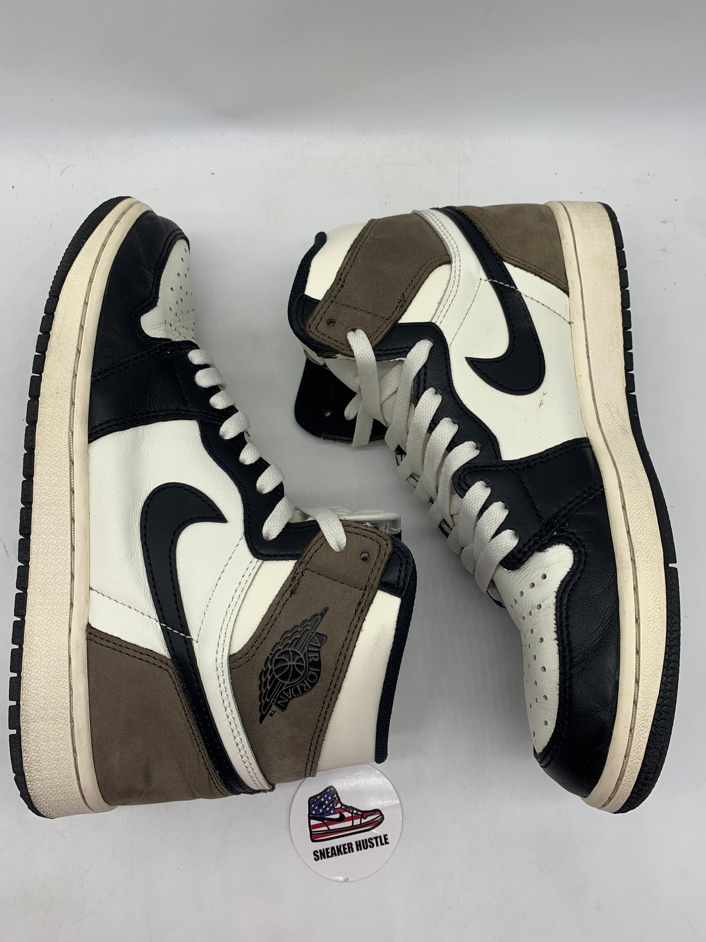 Jordan 1 Retro High Dark Mocha