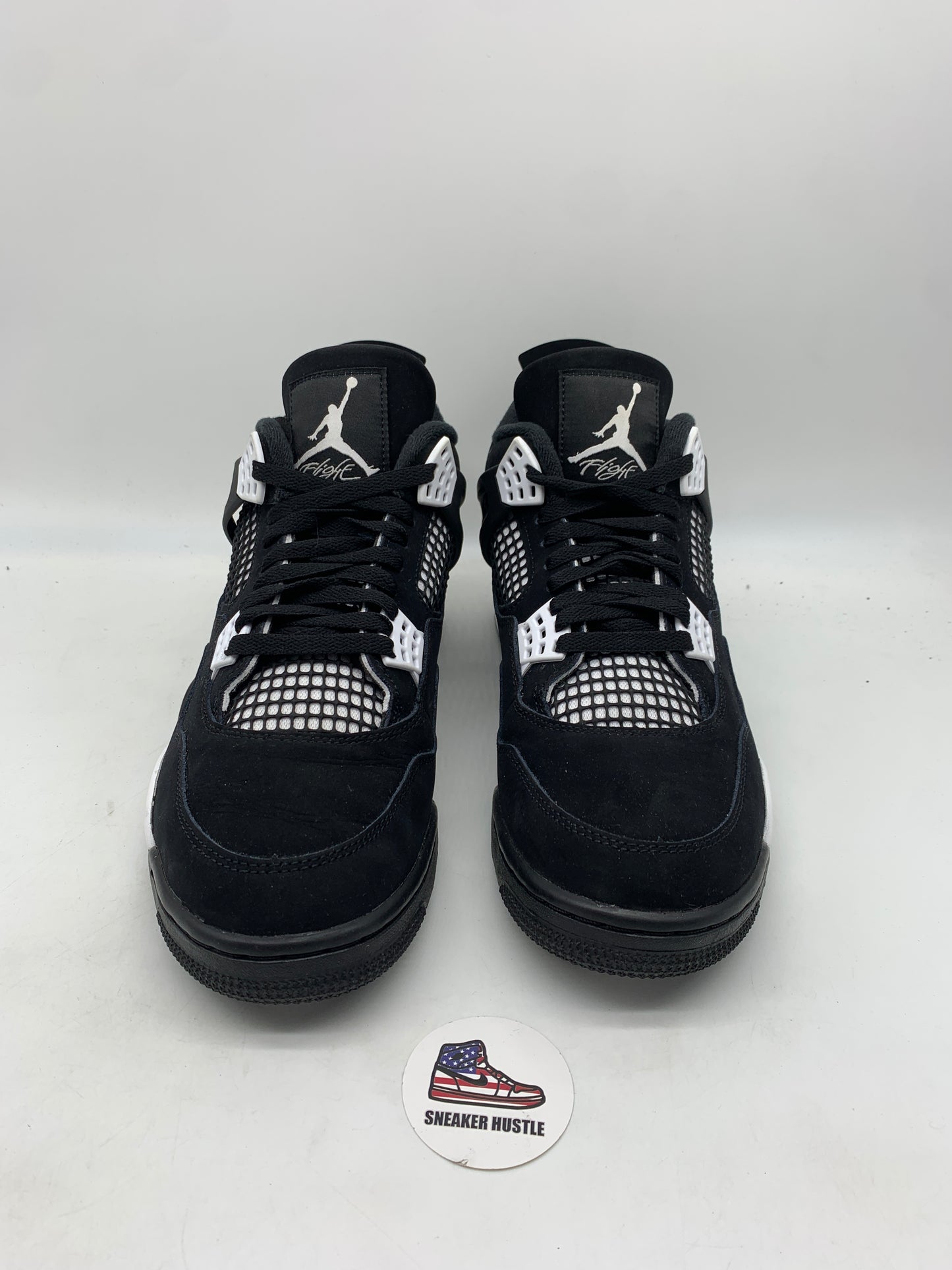 Jordan 4 Retro White Thunder