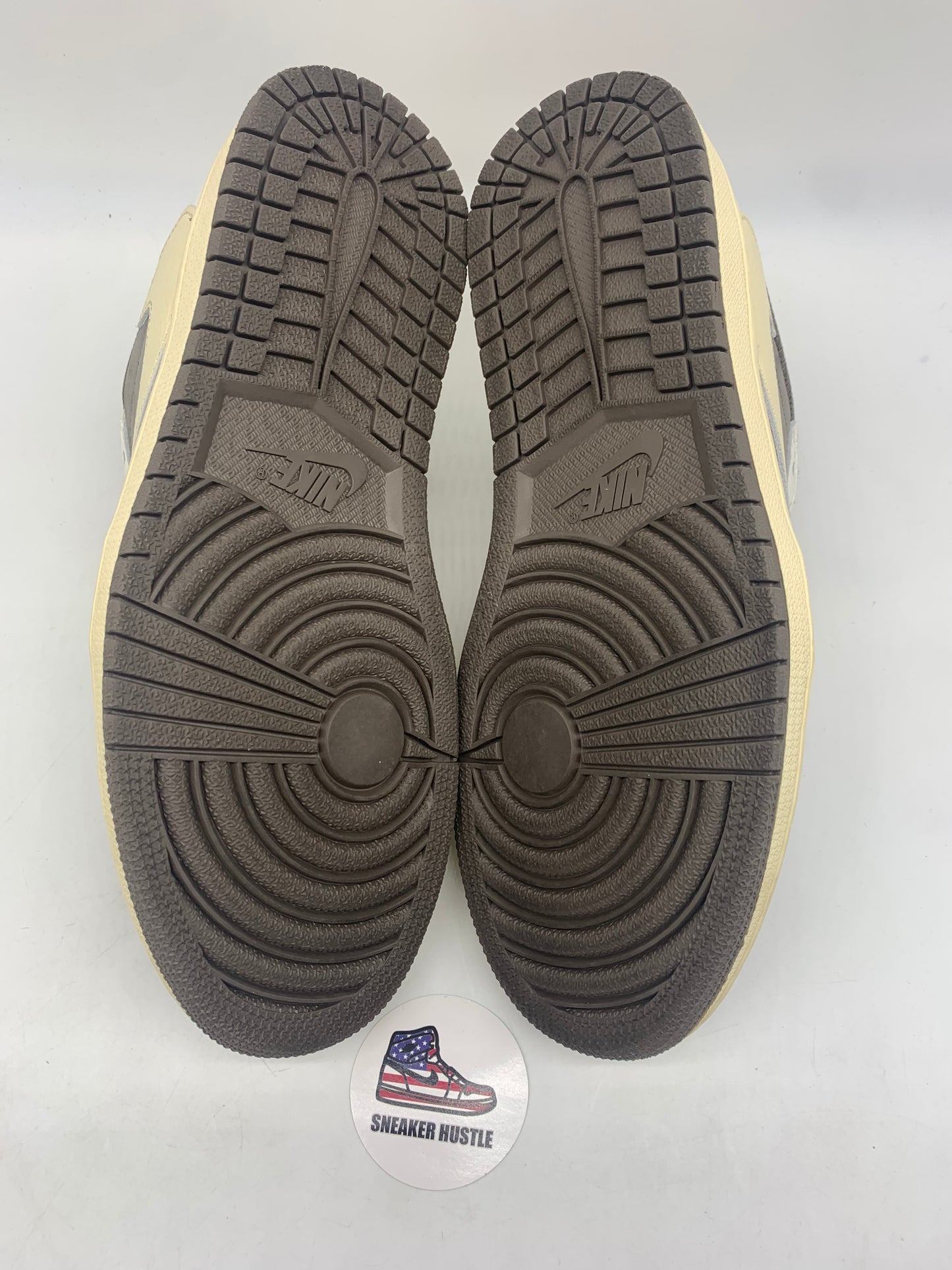 Jordan 1 Retro Low OG SP Travis Scott Reverse Mocha