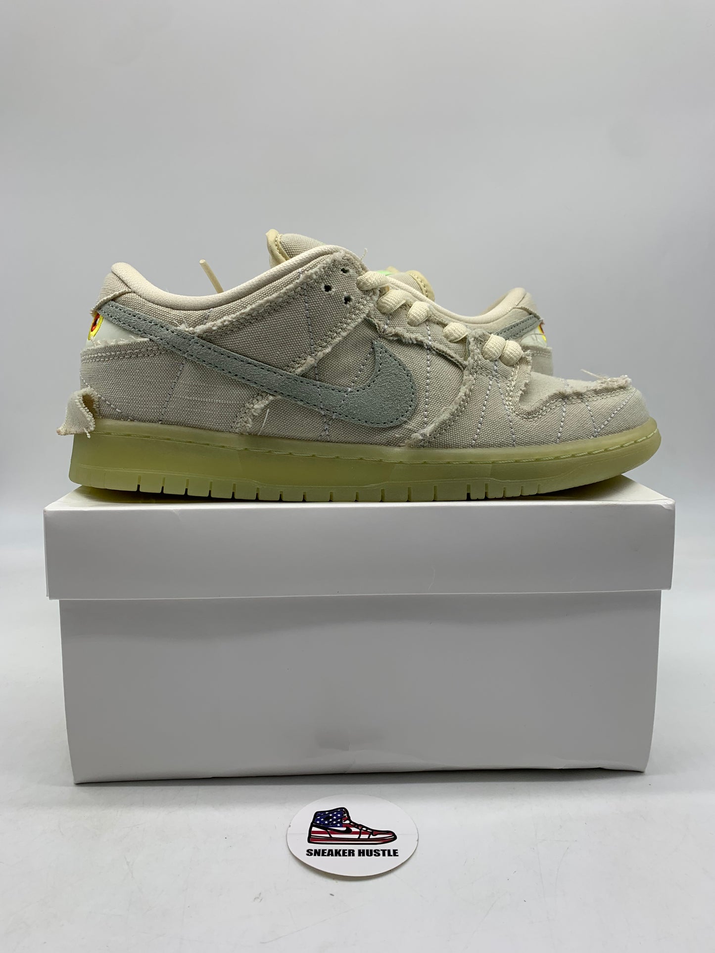 Nike SB Dunk Low Mummy