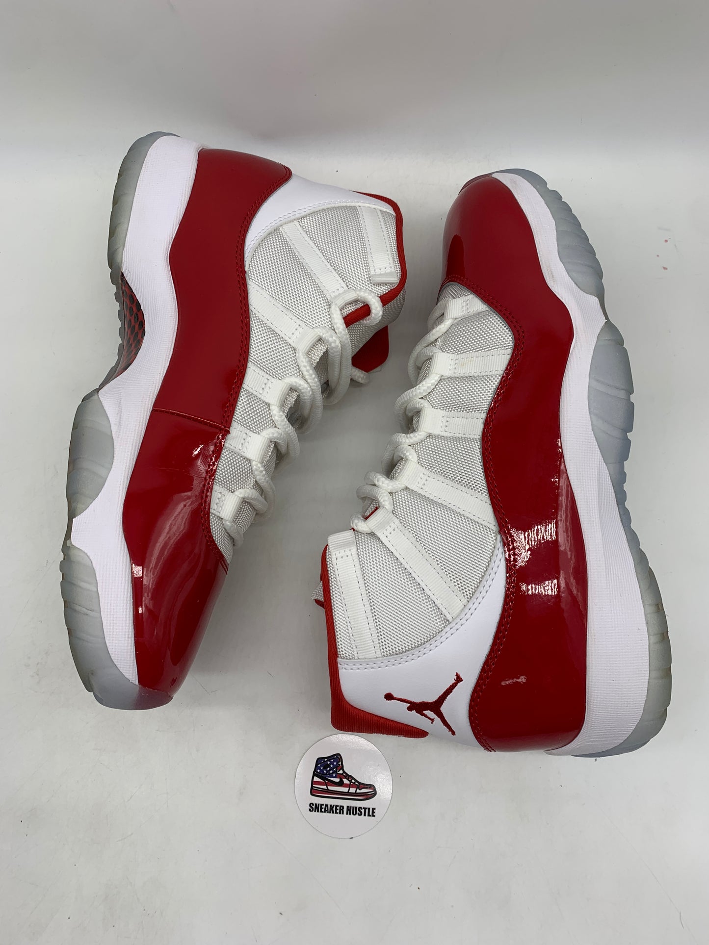 Jordan 11 Retro Cherry (2022)