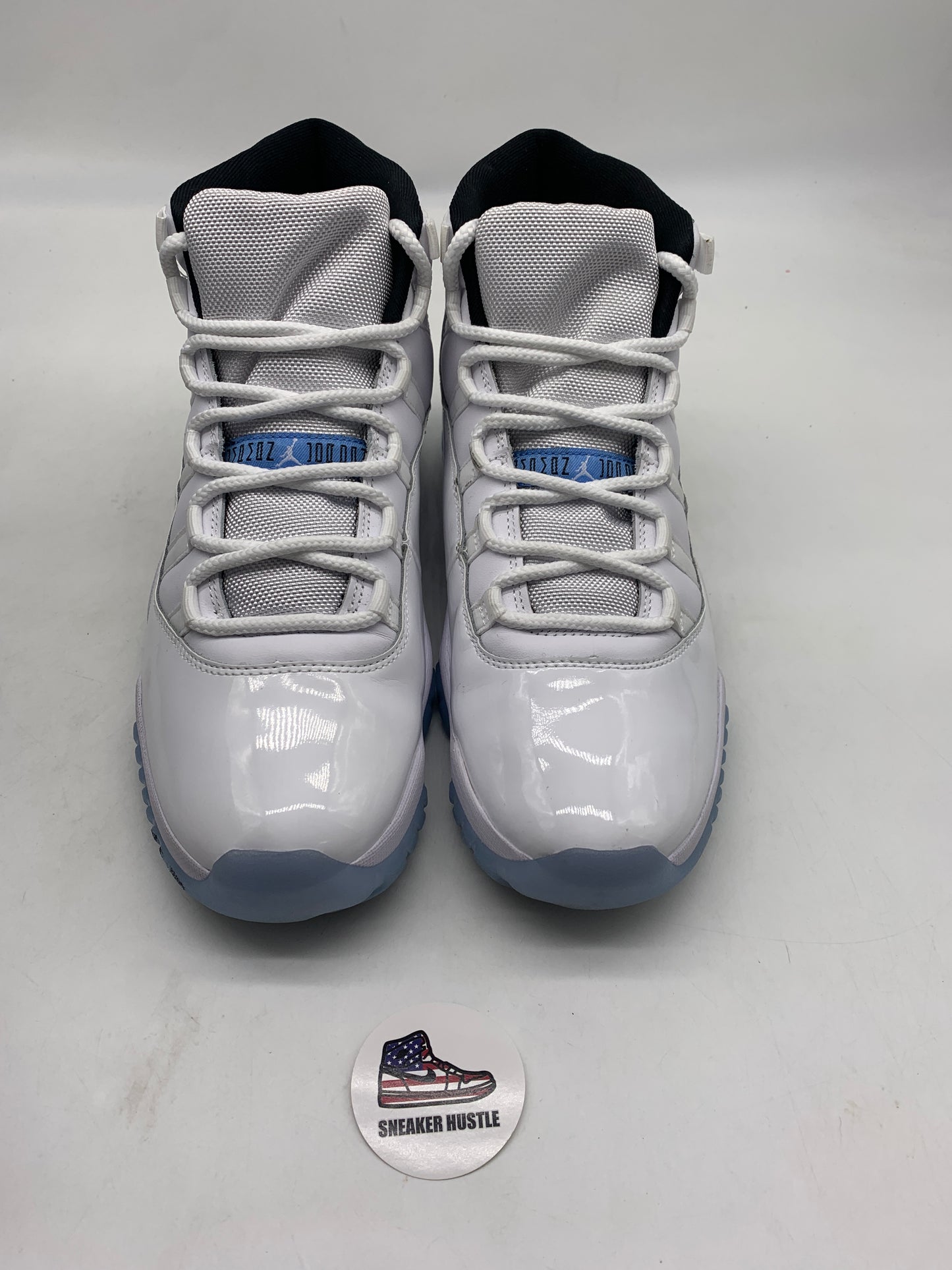 Jordan 11 Retro Legend Blue (2024)
