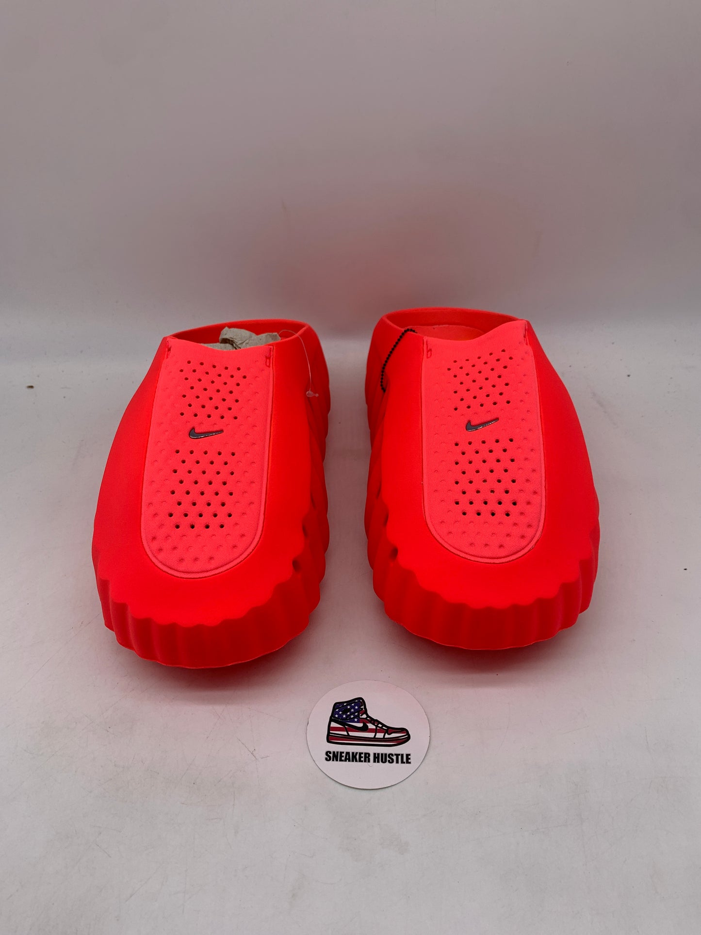 Nike Mind 001 Slide Solar Red