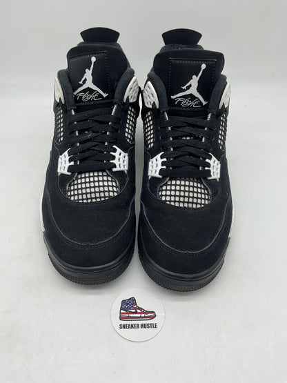 Jordan 4 Retro White Thunder
