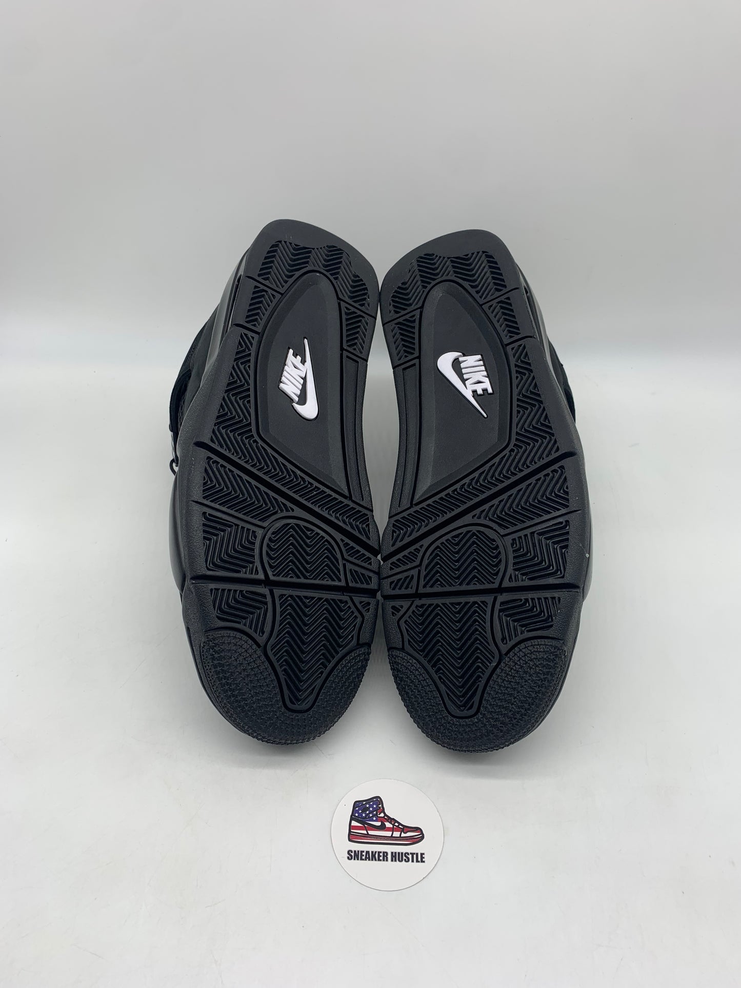 Jordan 4 Retro Black Cat (2025)