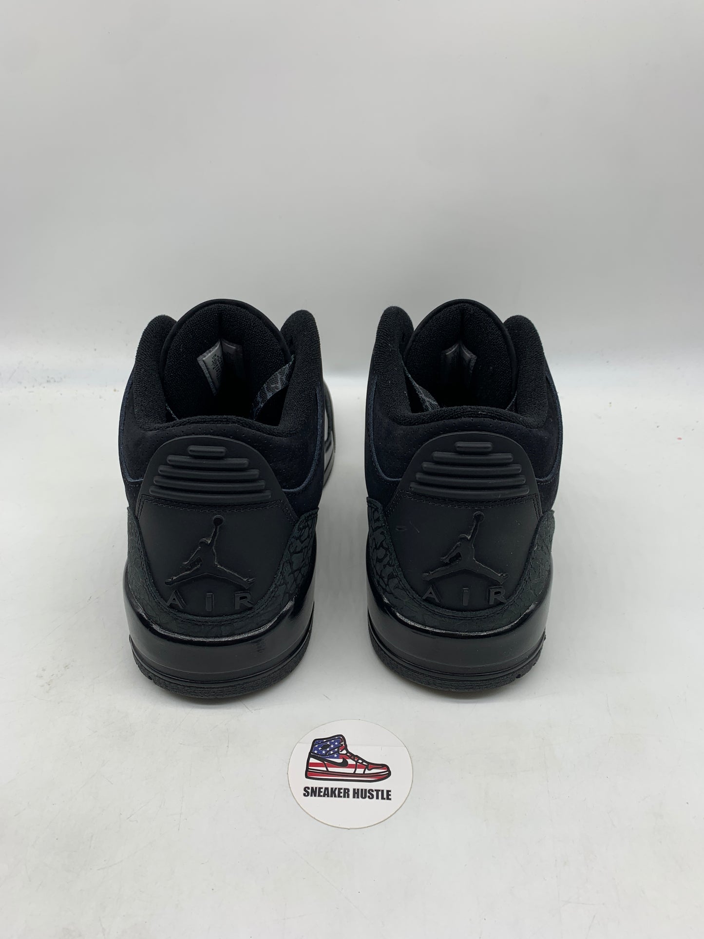 Jordan 3 Retro Black Cat (2025)
