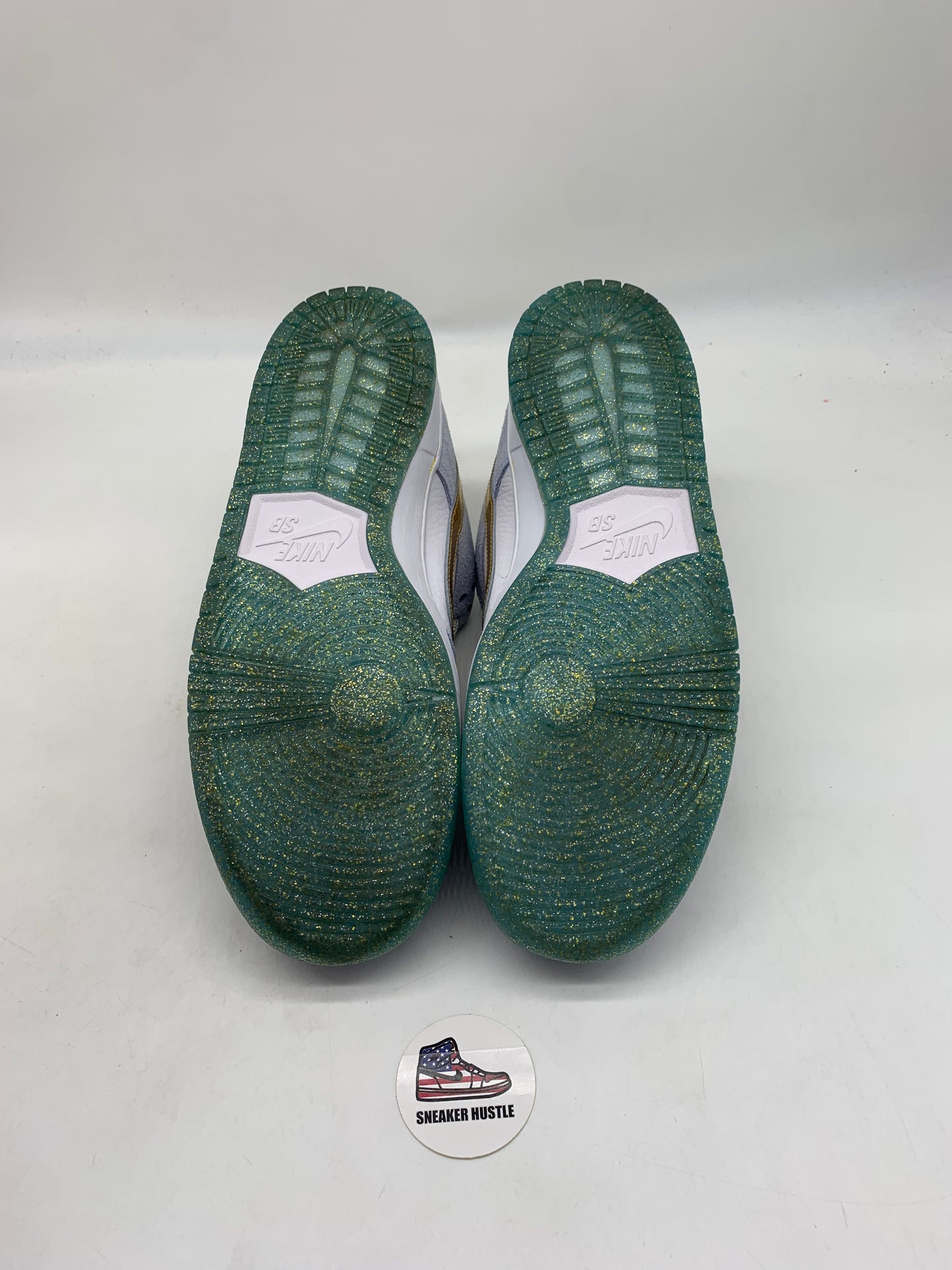 Nike SB Dunk Low Sean Cliver