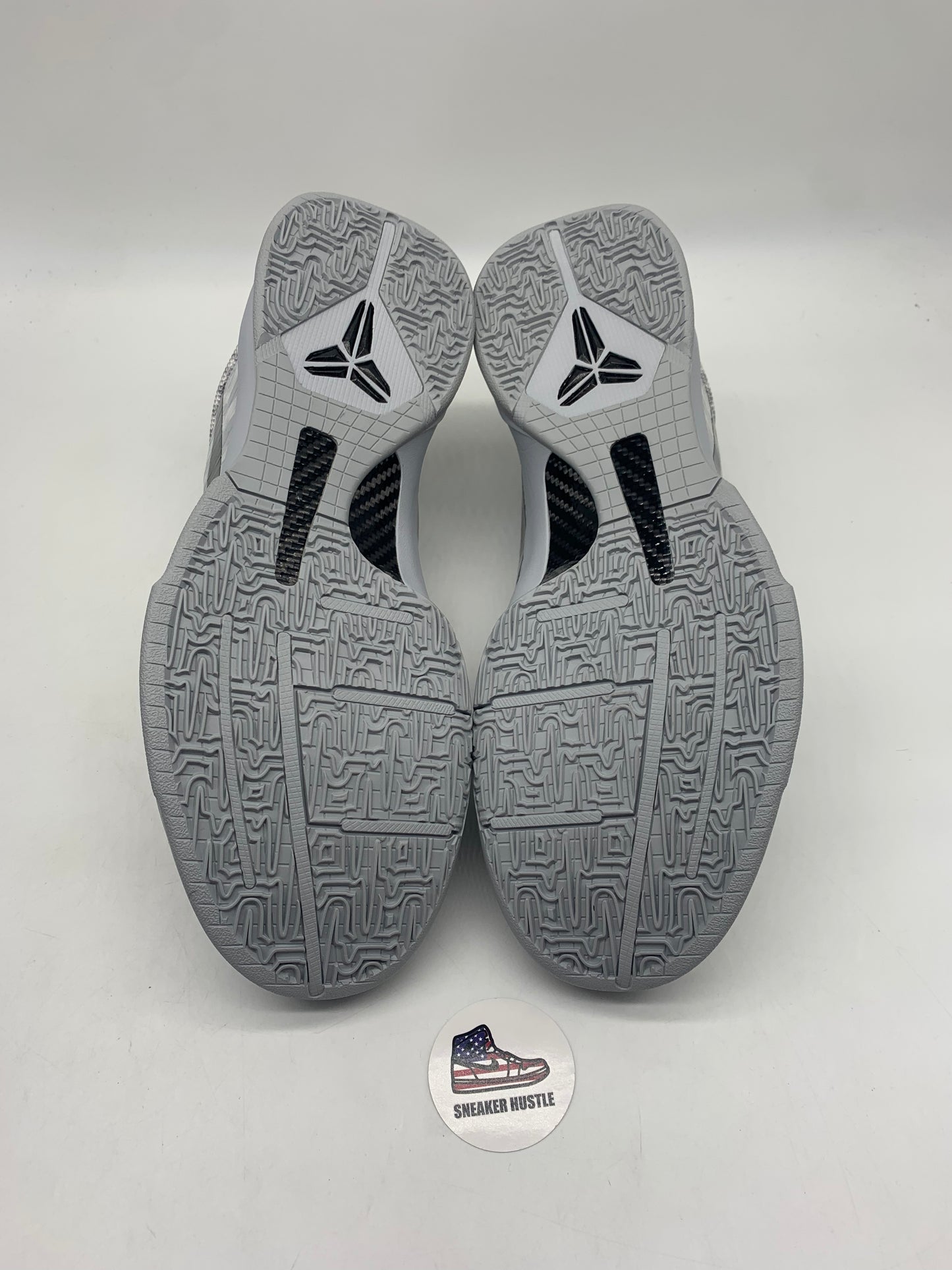 Nike Kobe 5 Protro Zebra PE