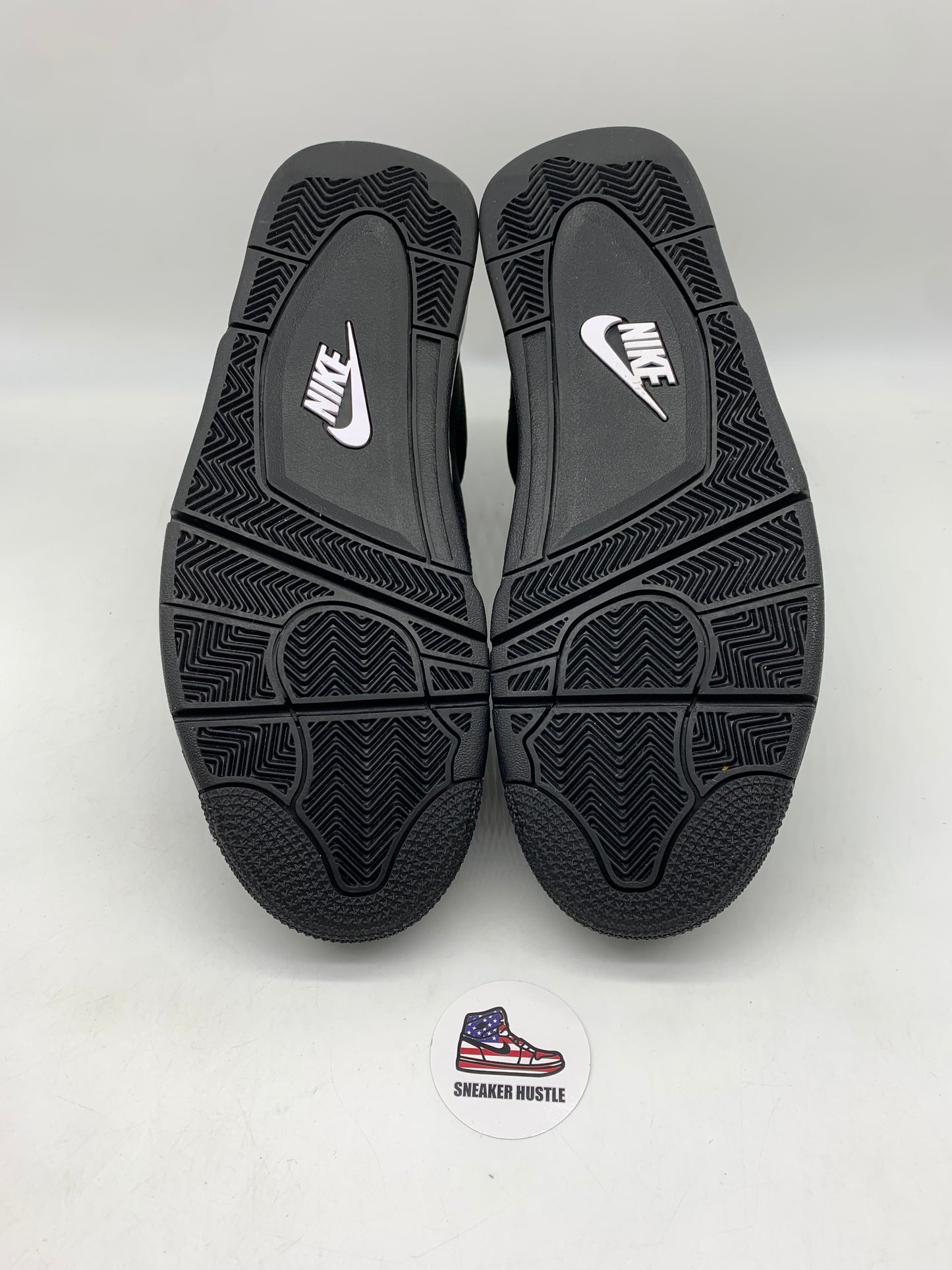 Jordan 4 Retro Black Cat (2025)