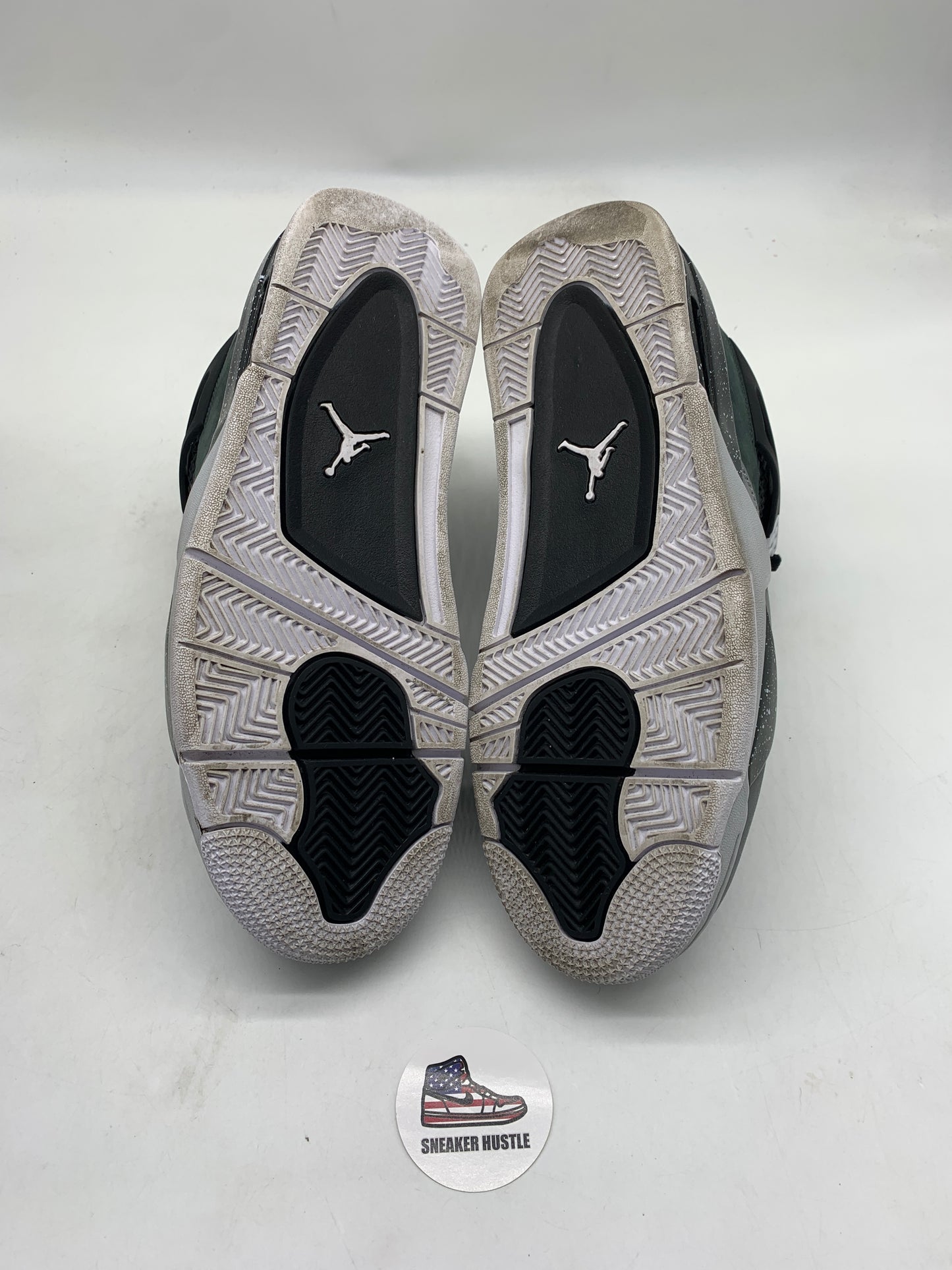 Jordan 4 Retro Fear (2024)